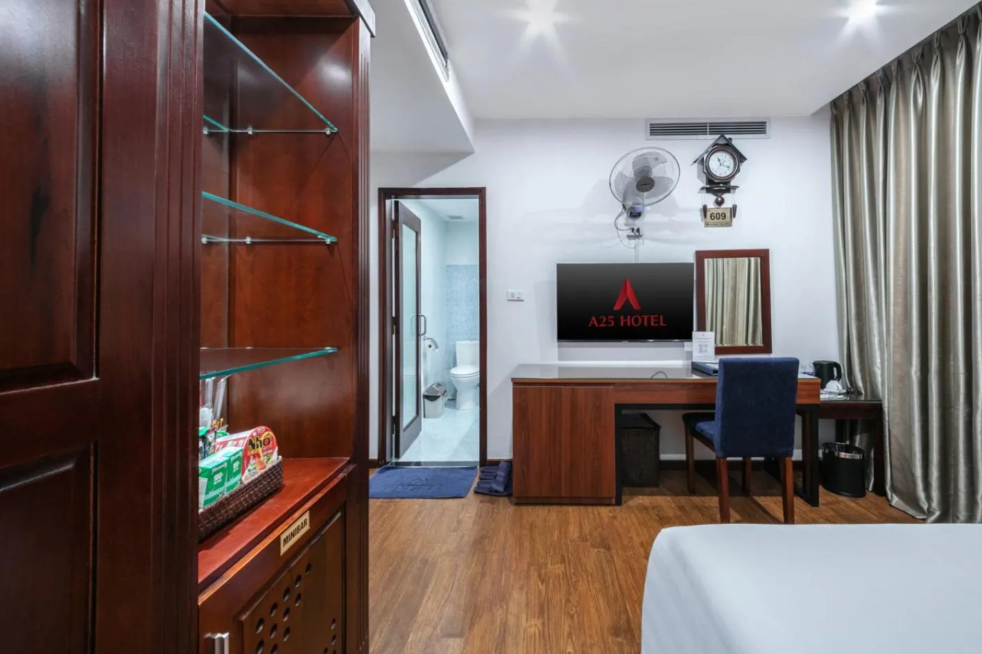 Bed in A25 Hotel - 63A Phương Liệt