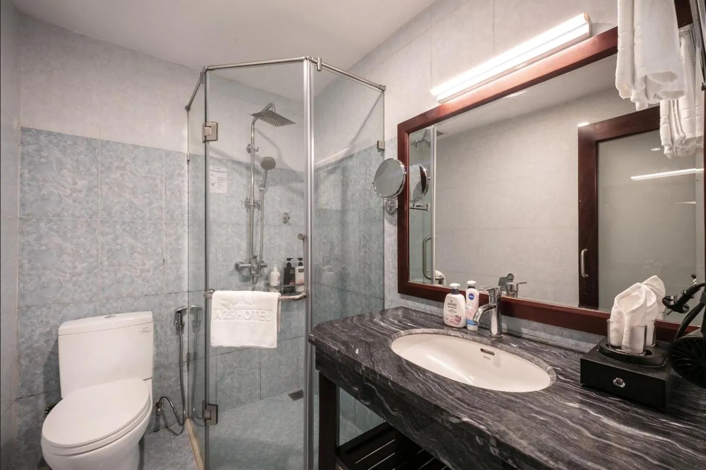 Shower in A25 Hotel - 63A Phương Liệt