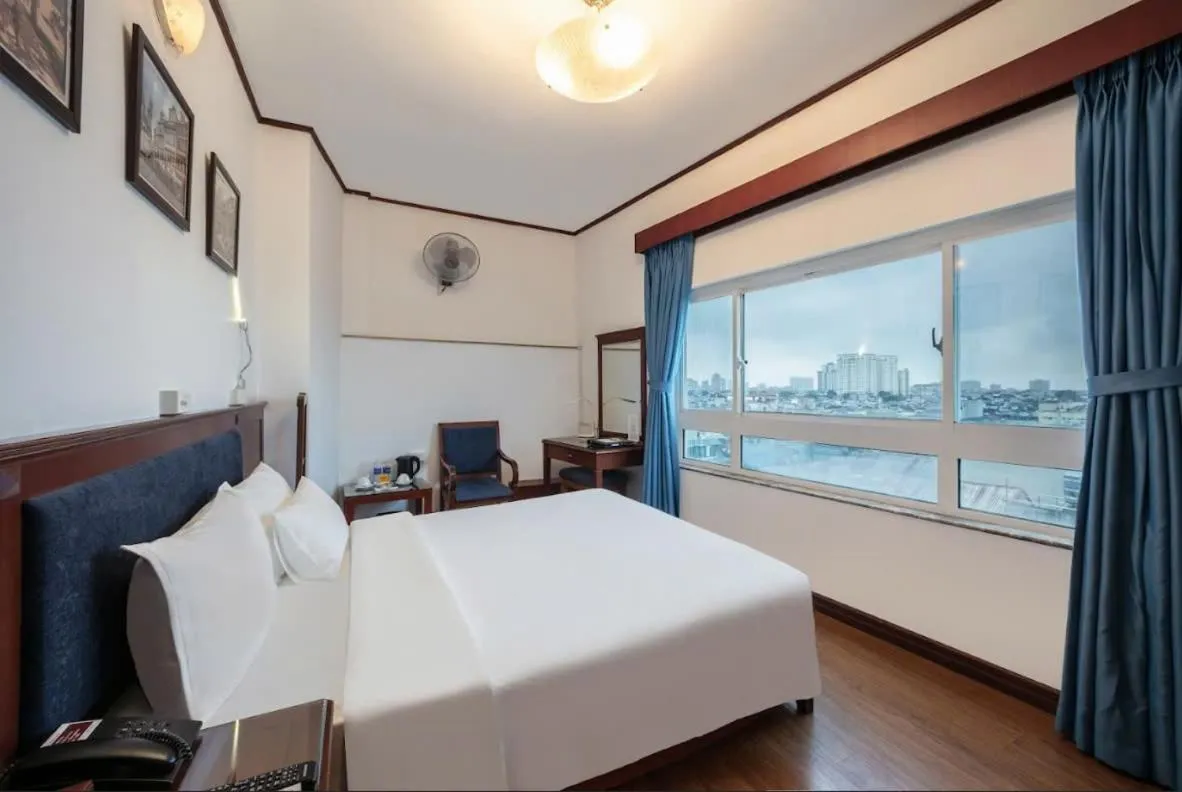 Bed in A25 Hotel - 221 Bạch Mai