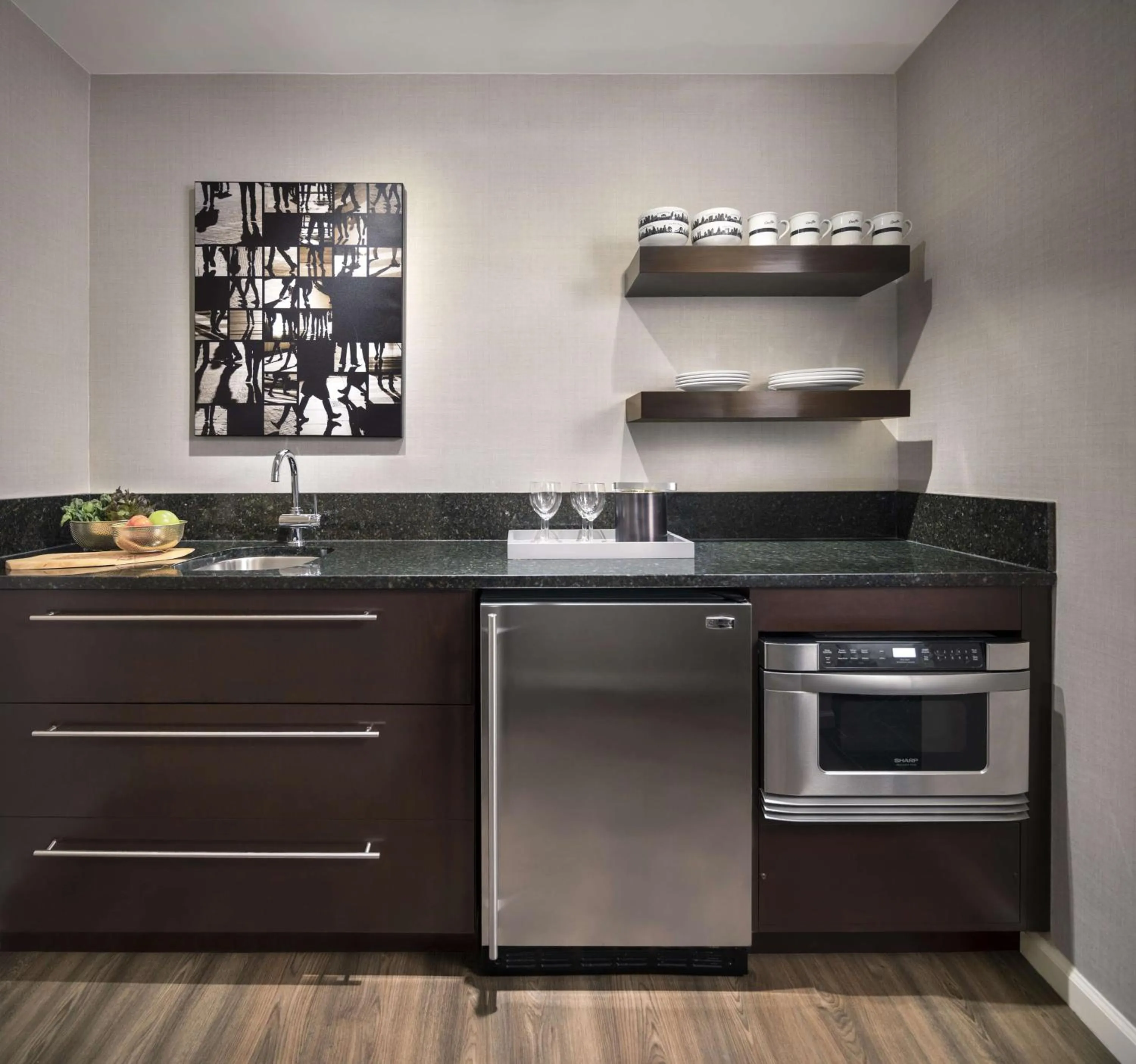 Kitchen or kitchenette in The Shelburne Sonesta New York