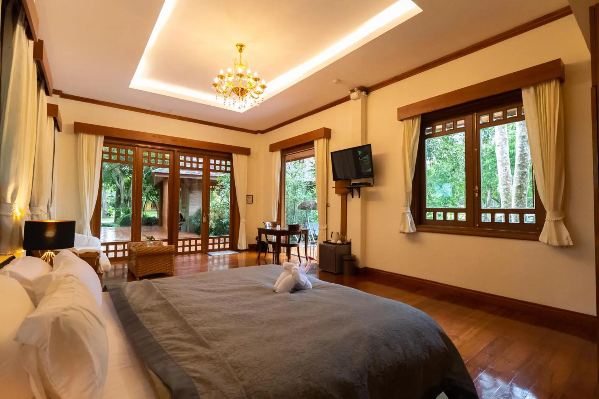 Photo of the whole room, Bed in Chayana Resort