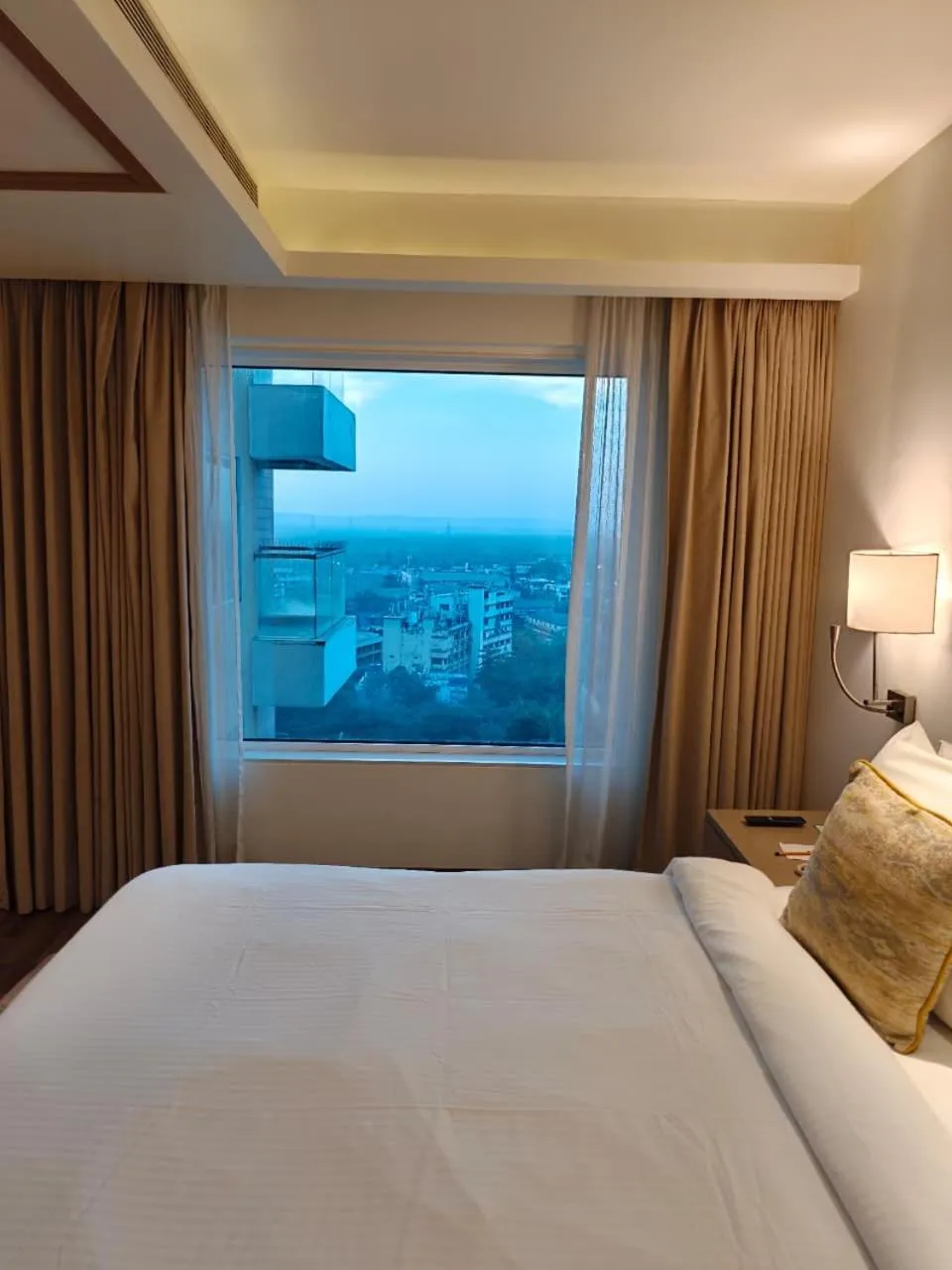 View (from property/room), Bed in Royal Hometel Suites