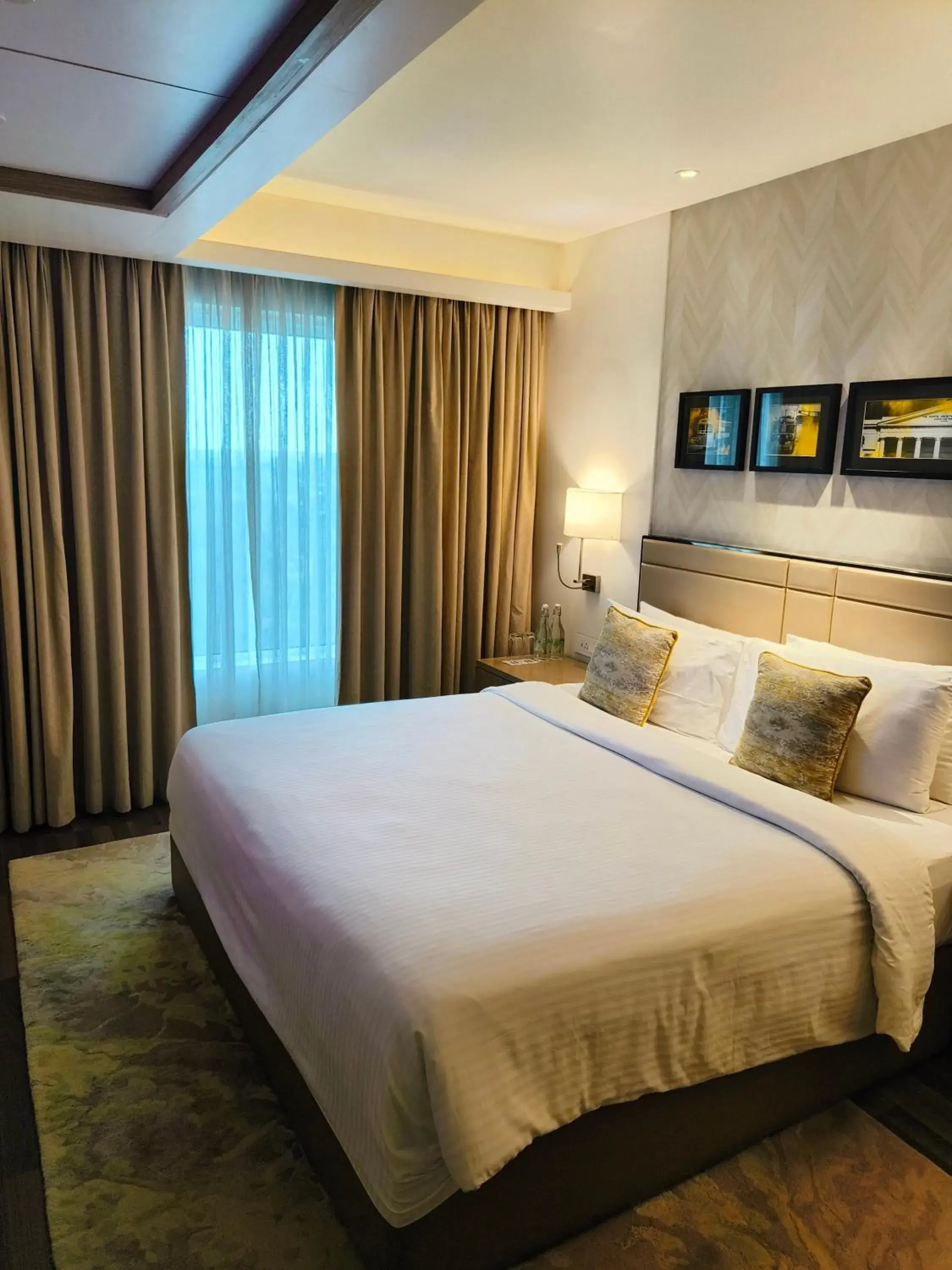 Suite Double Room - single occupancy in Royal Hometel Suites Suite Double Room - single occupancy in Royal Hometel Suites