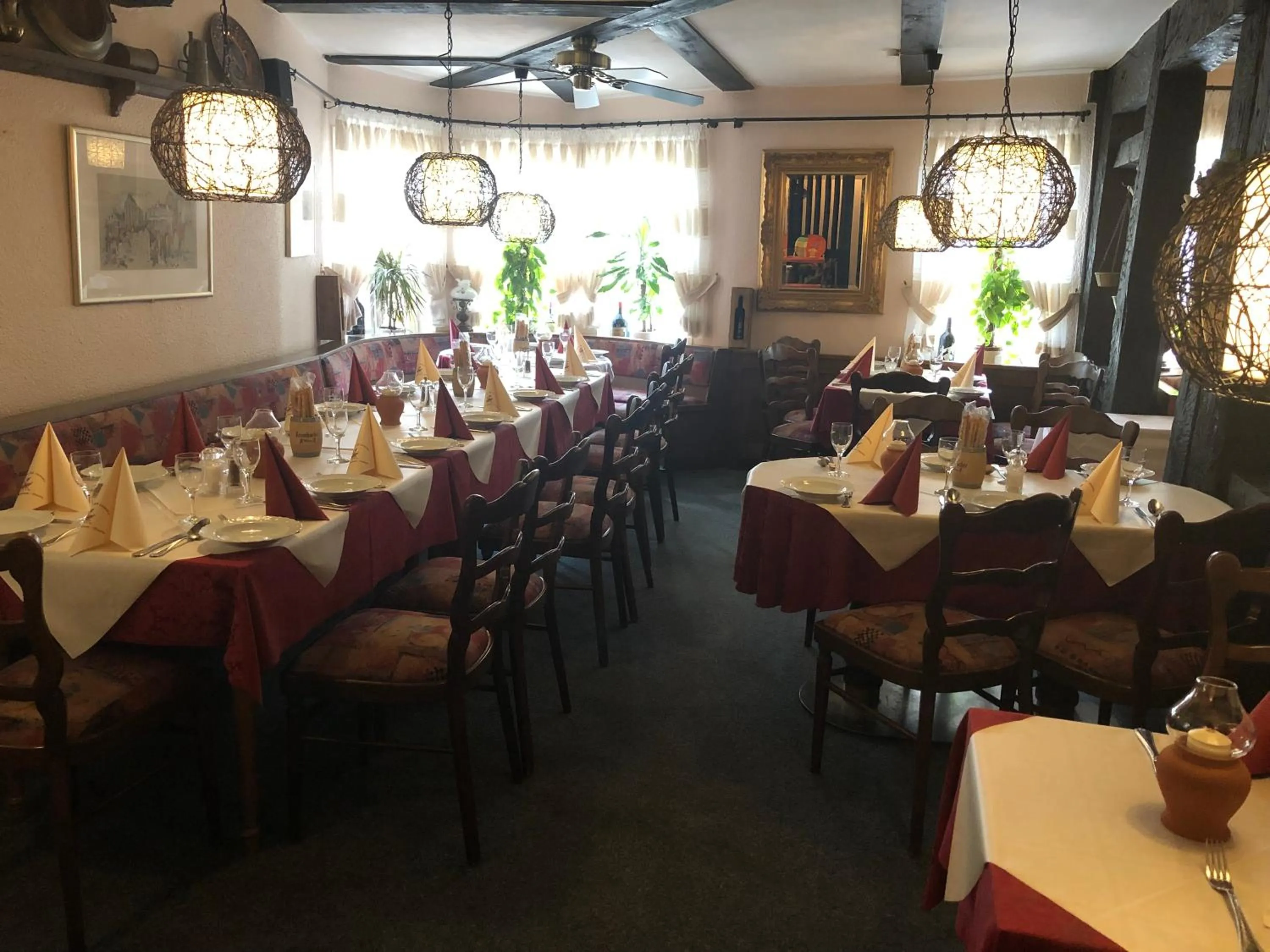 Restaurant/places to eat in Hostaria del Castello