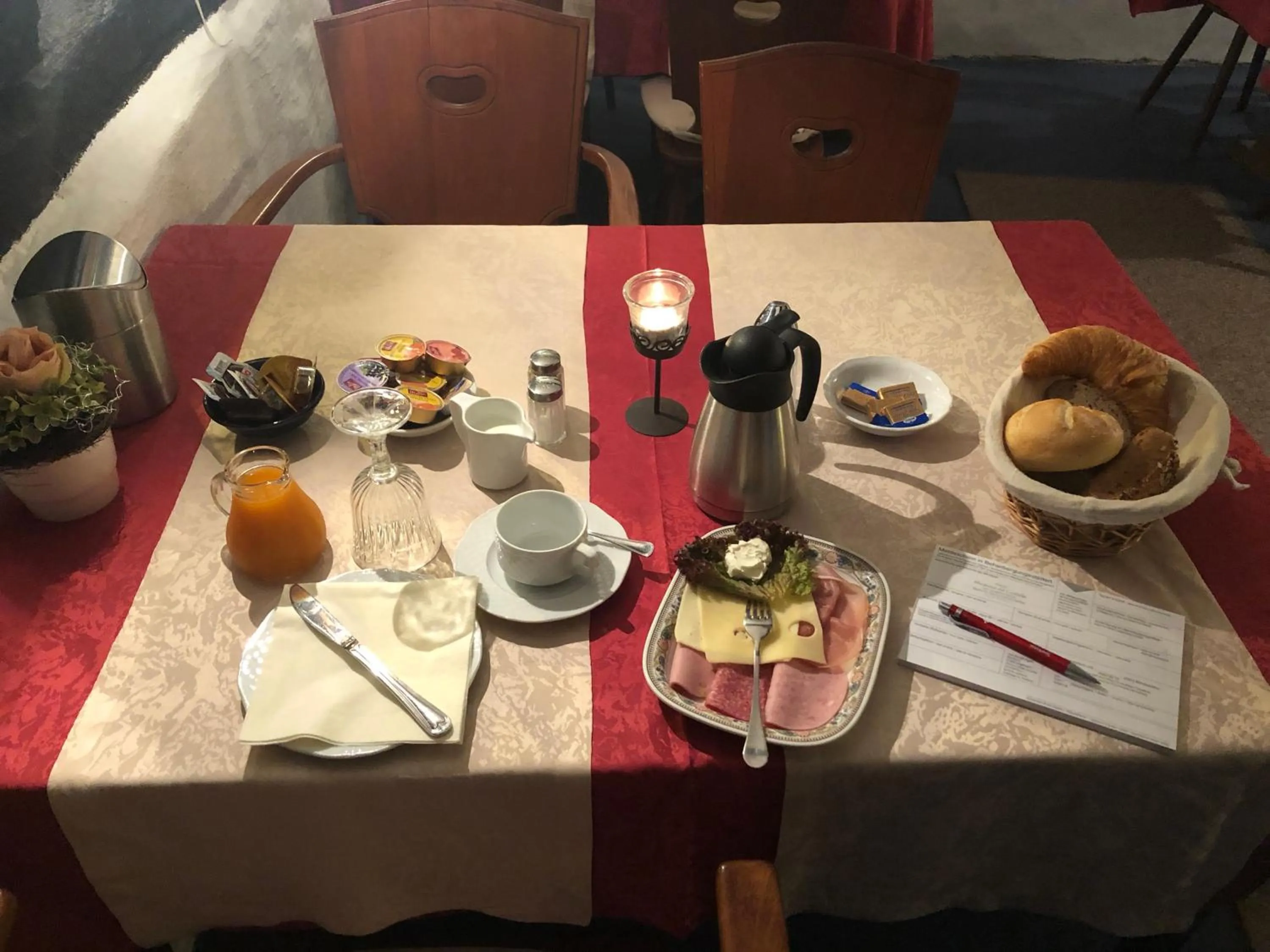 Breakfast in Hostaria del Castello