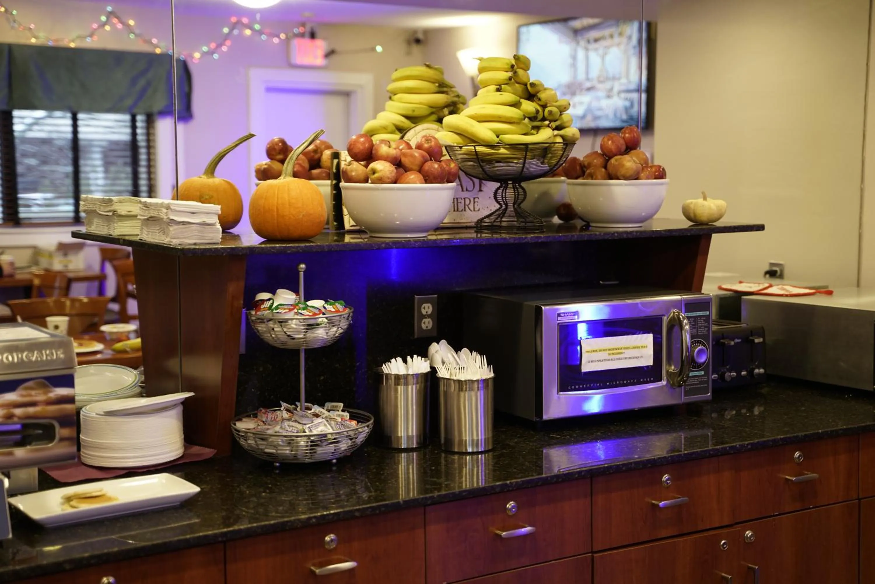 Buffet breakfast in Hotel Boston