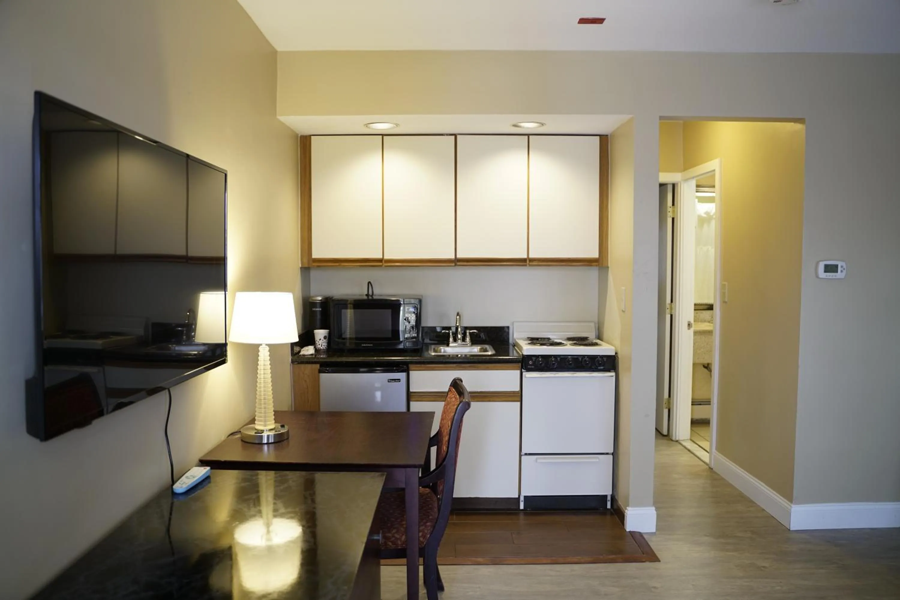 Kitchen or kitchenette in Hotel Boston