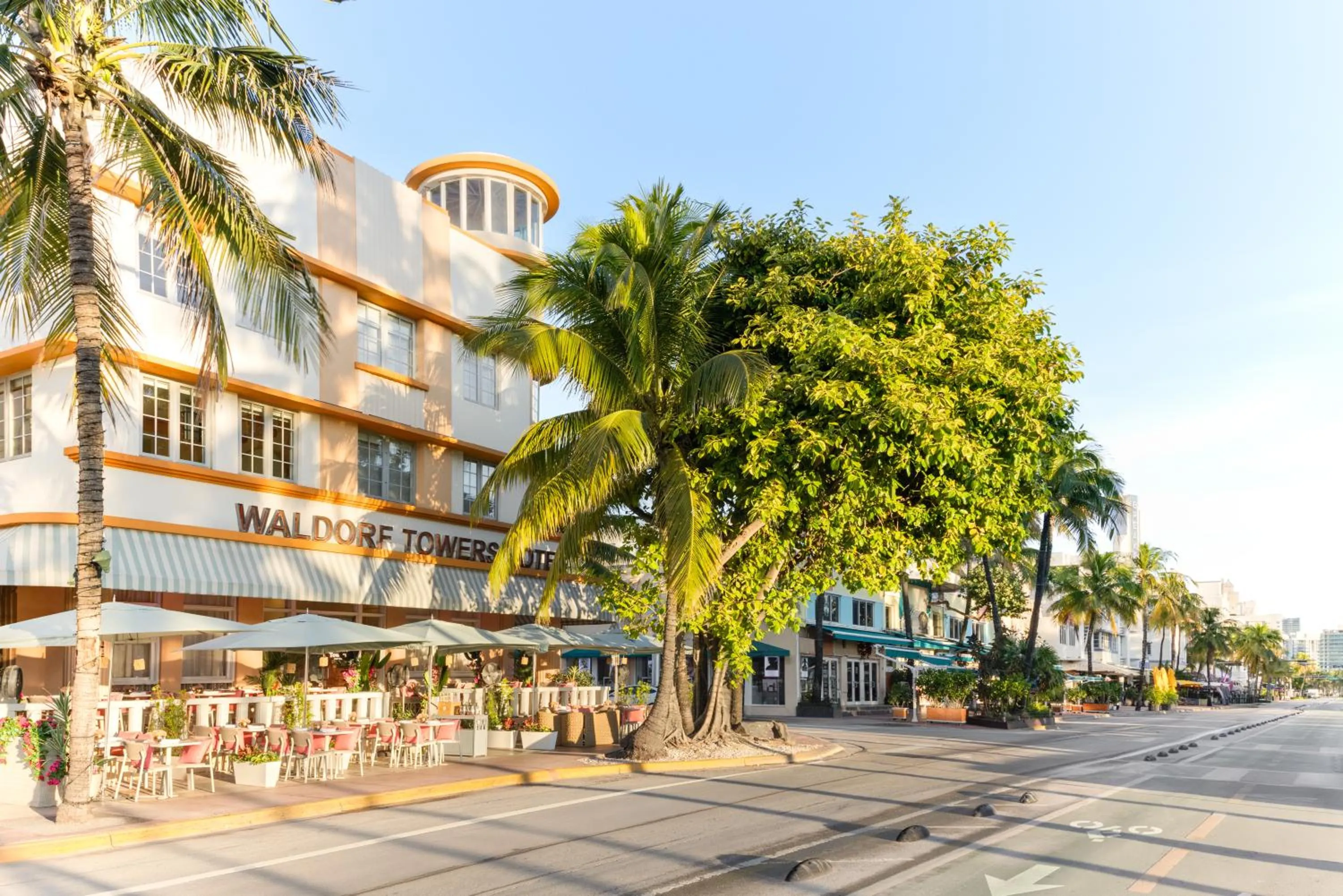 Property building in Waldorf Towers South Beach