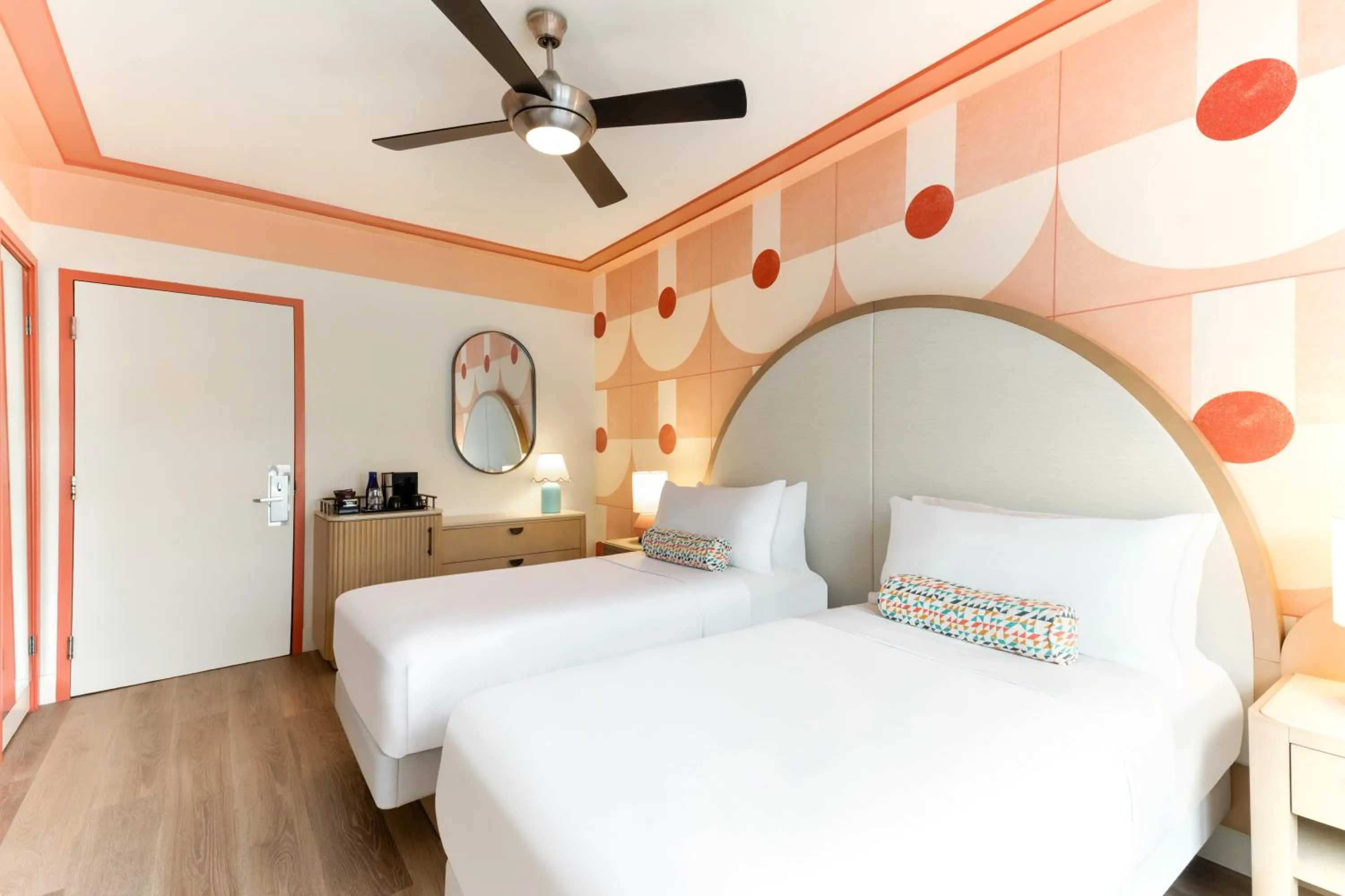 Bed in Waldorf Towers South Beach