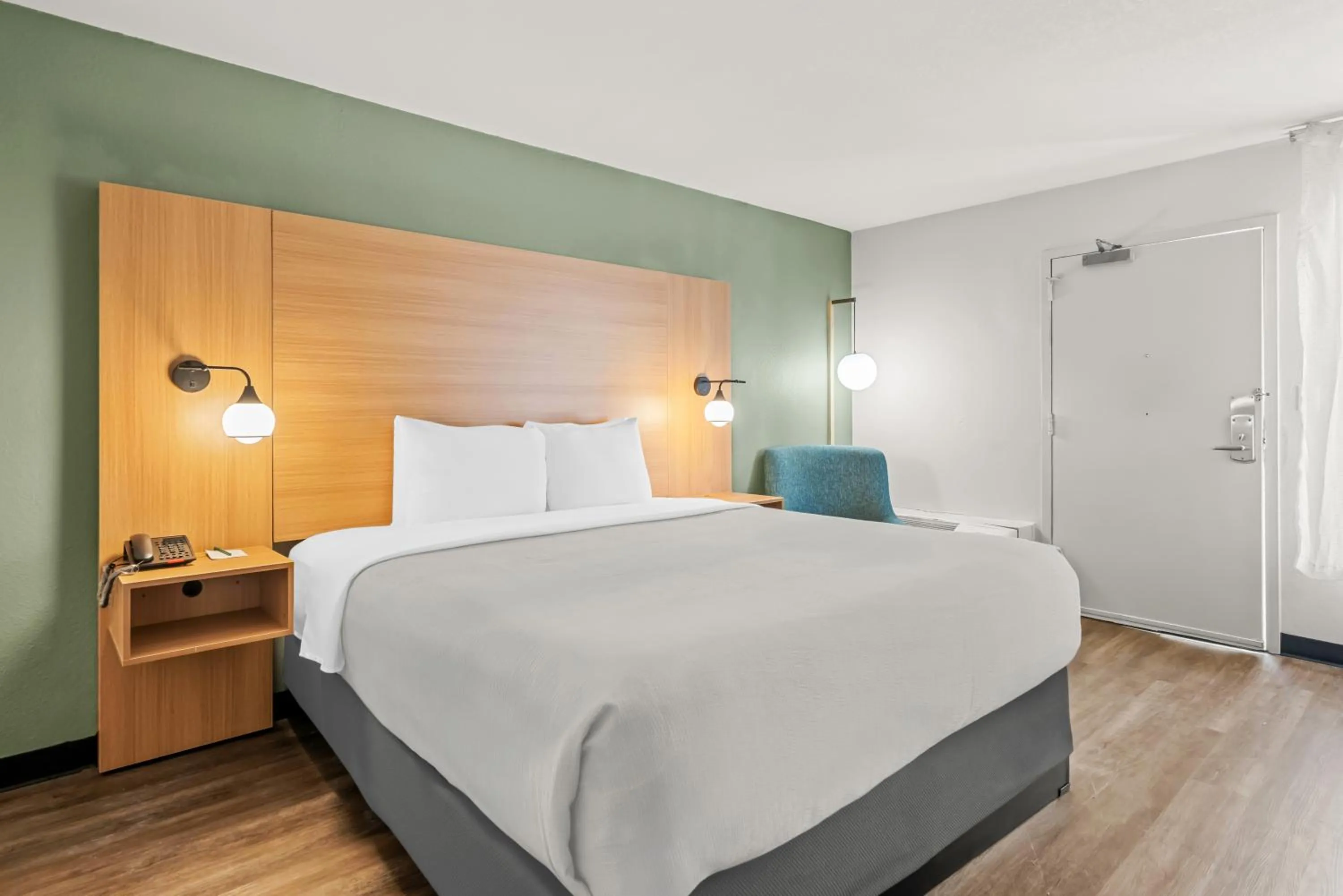 Bed in Quality Inn Orlando Near International Drive