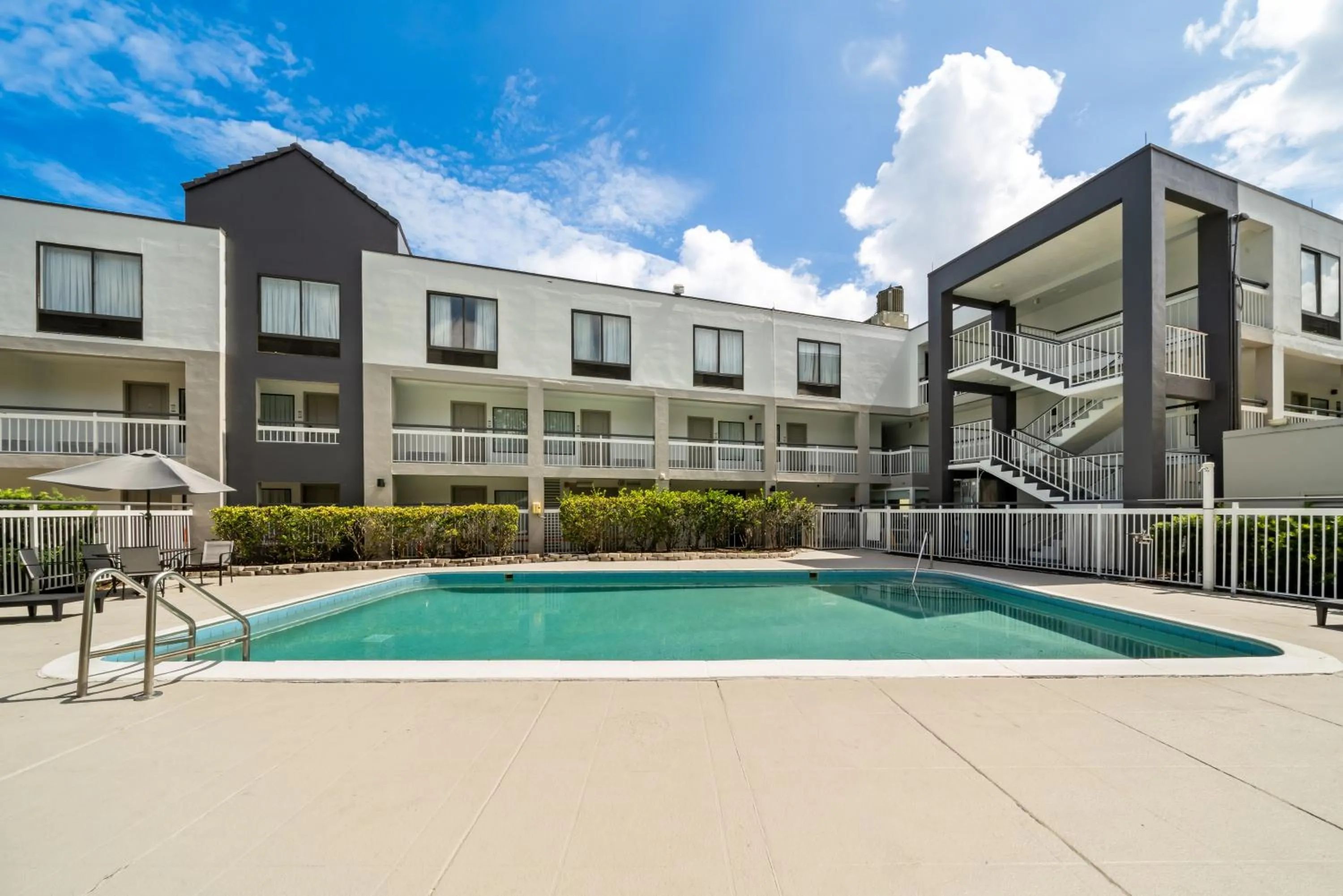 Pool view in Quality Inn Orlando Near International Drive