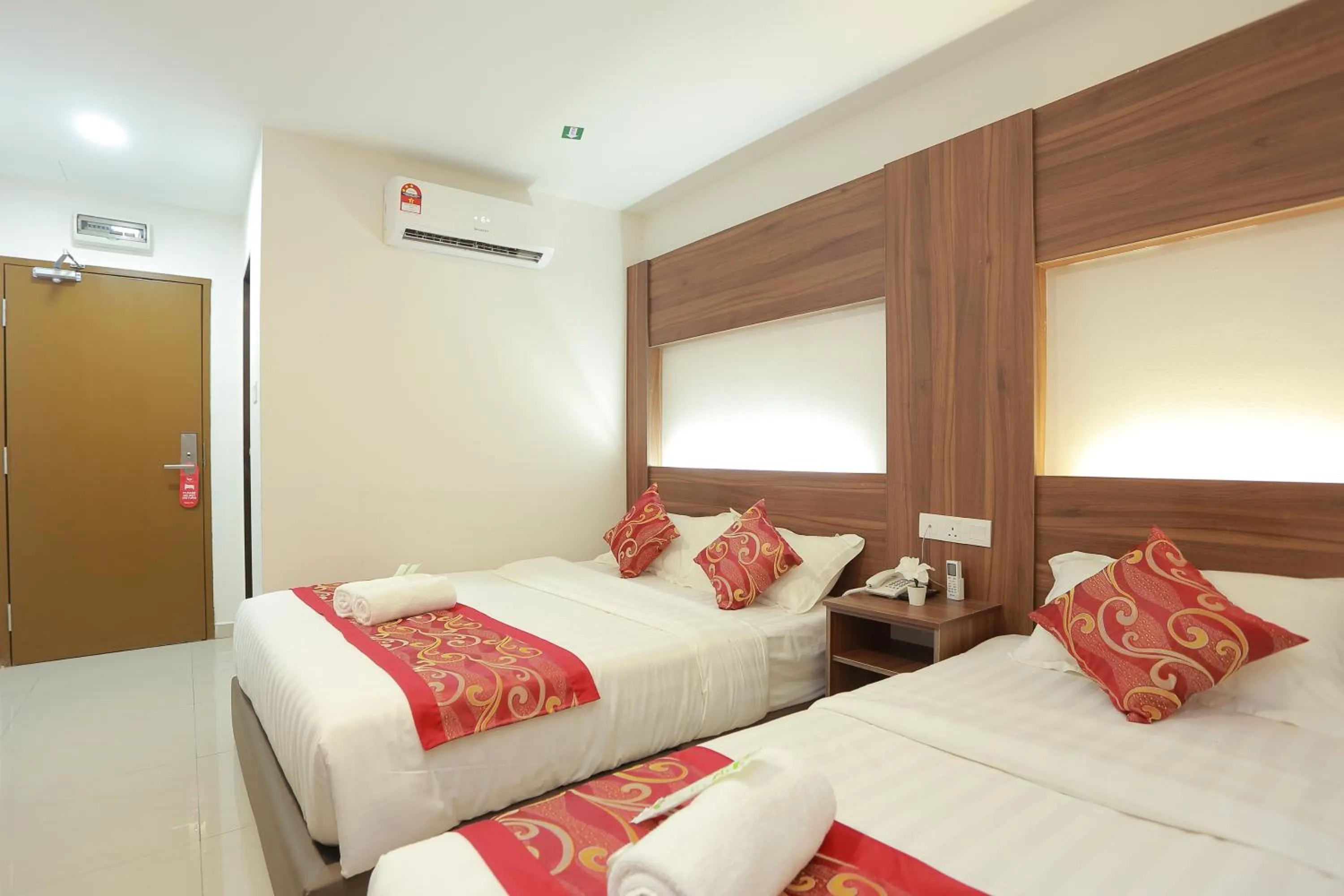 Bedroom, Bed in Bitz Bintang Hotel