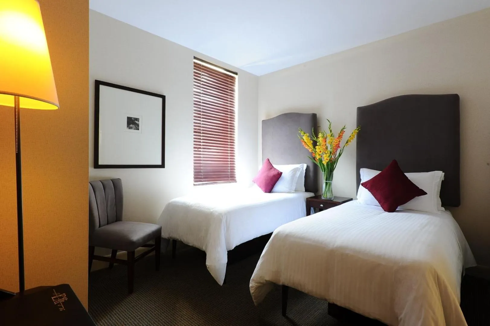 Bed in Washington Jefferson Hotel - Times Square North