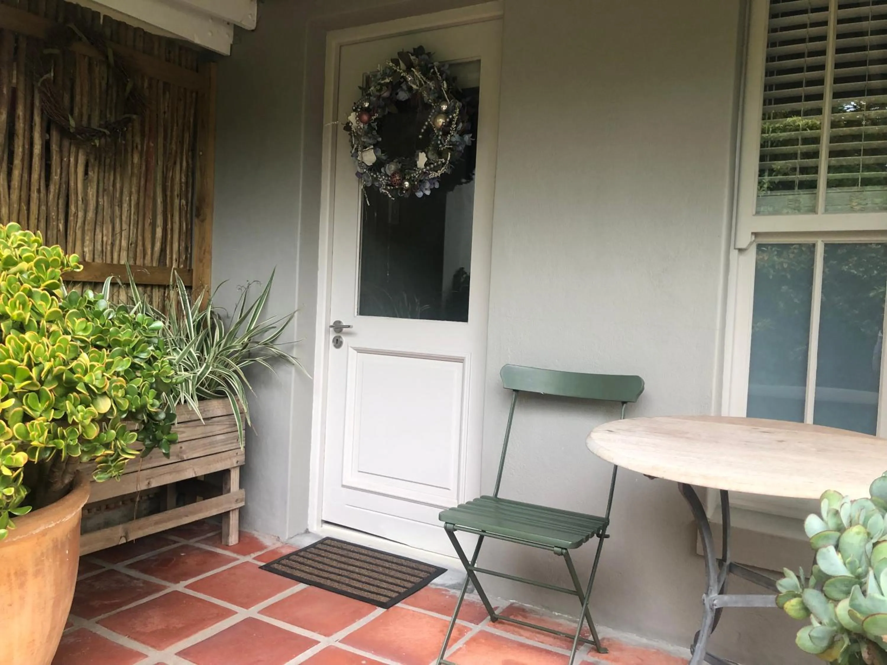 Facade/entrance in Elton