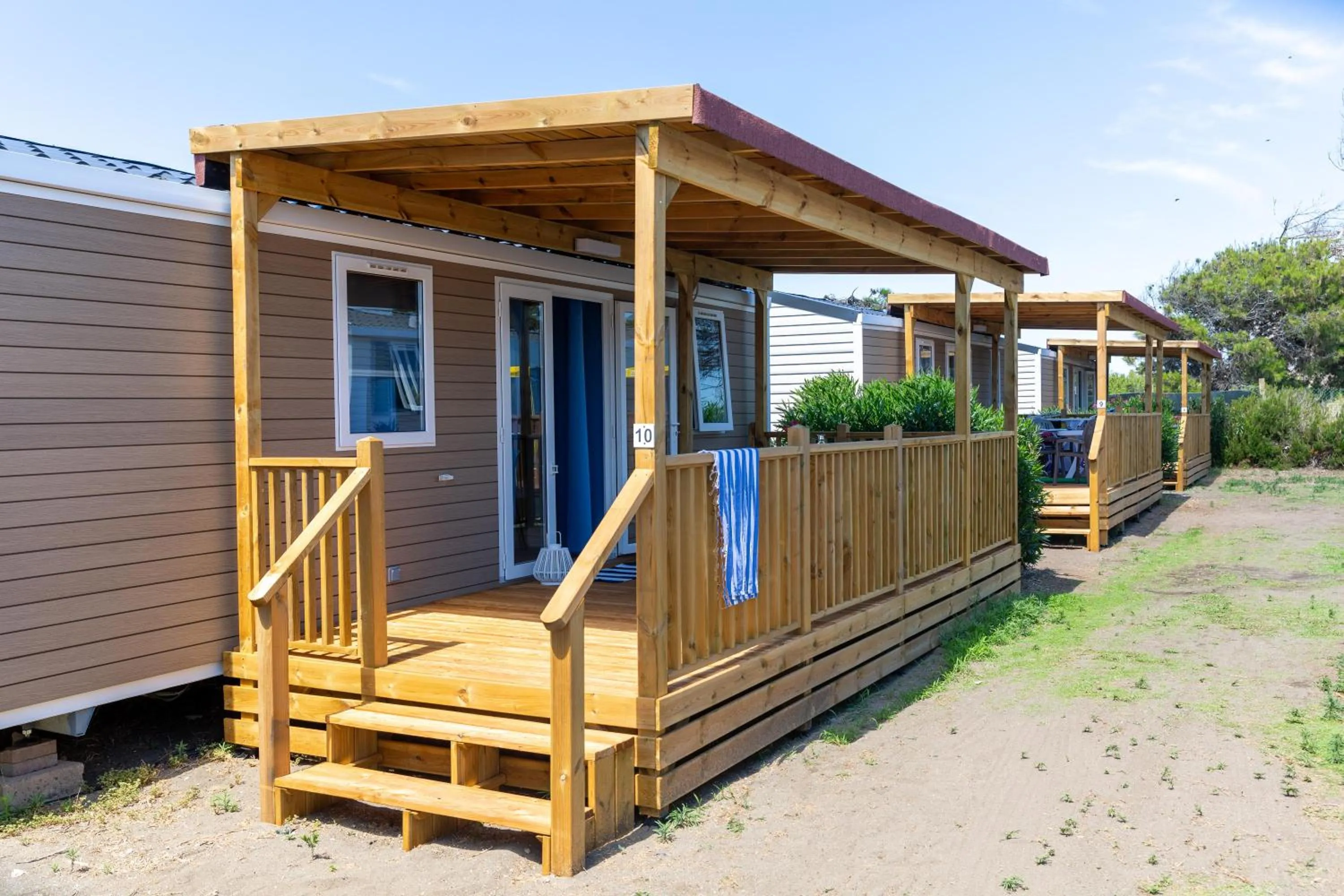 Photo of the whole room in Gitavillage California