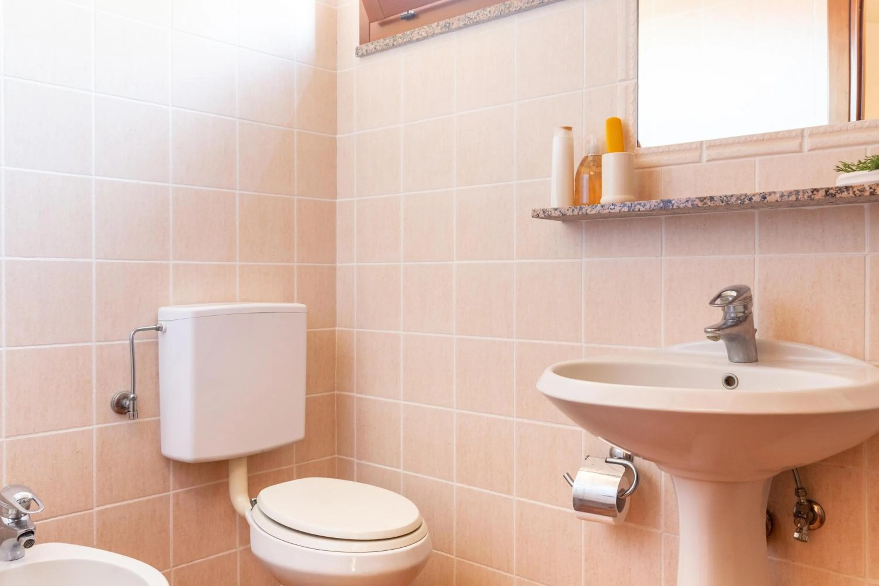 Bathroom in Gitavillage California