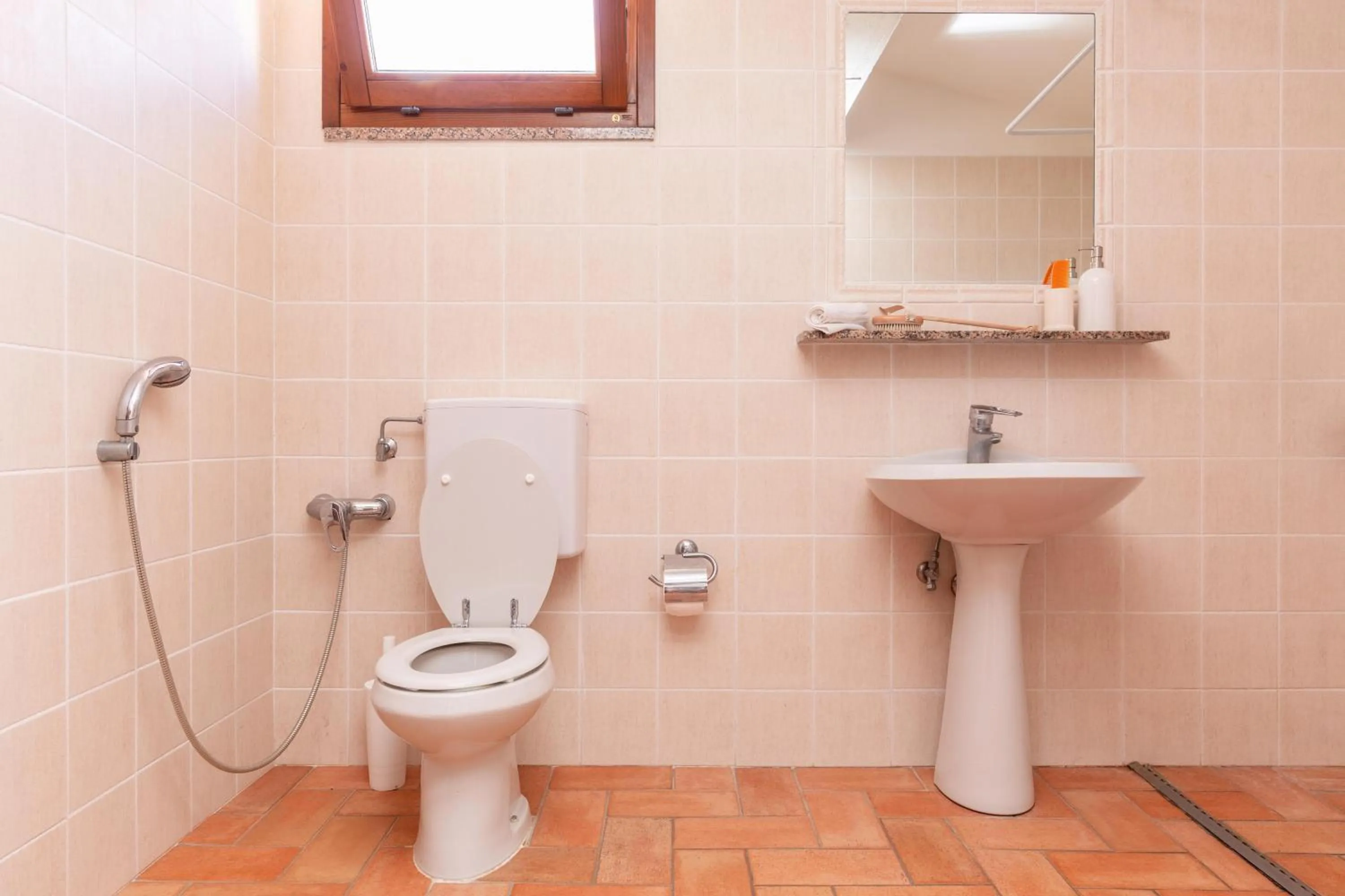 Bathroom in Gitavillage California