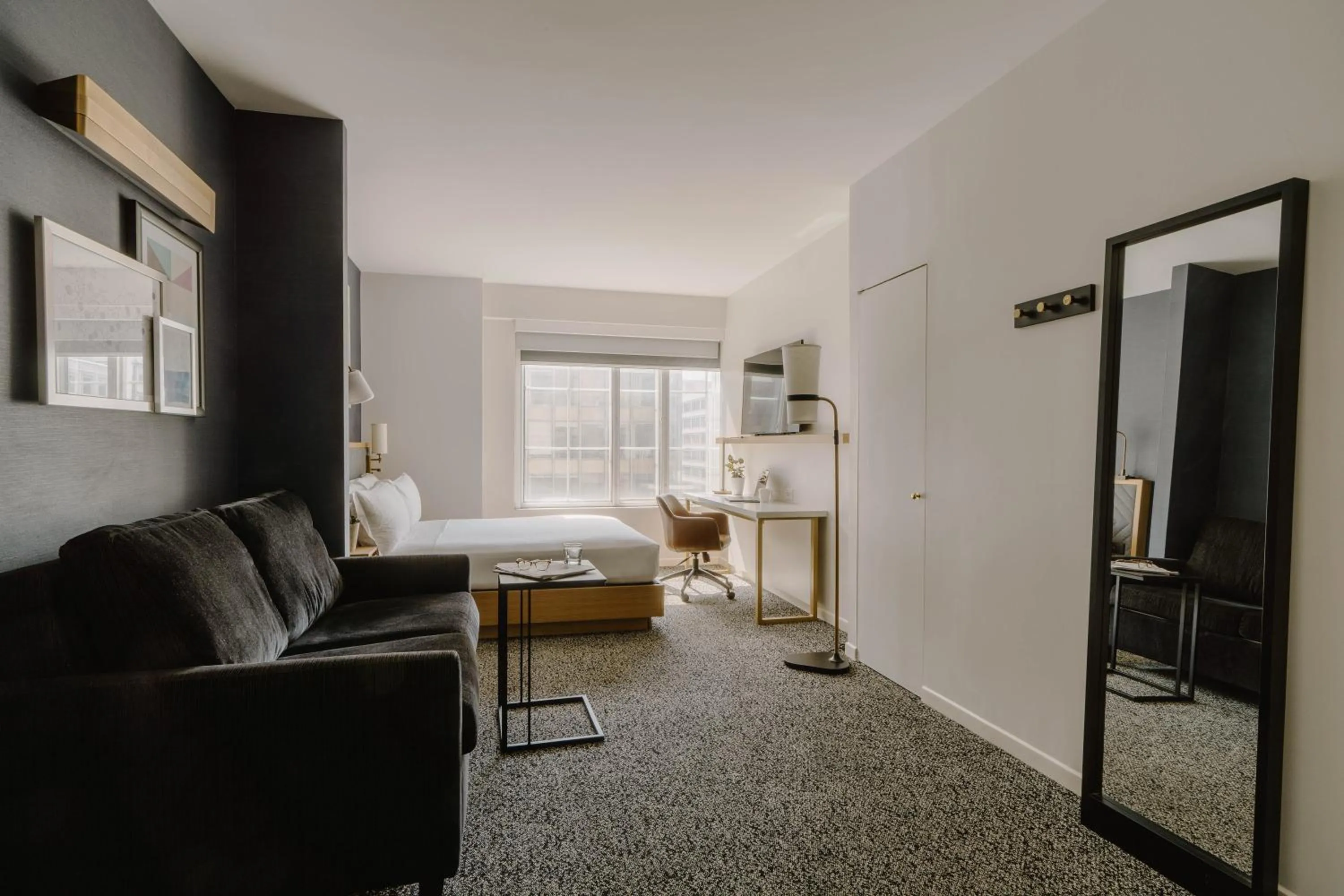 Bed in Club Quarters Hotel White House, Washington DC