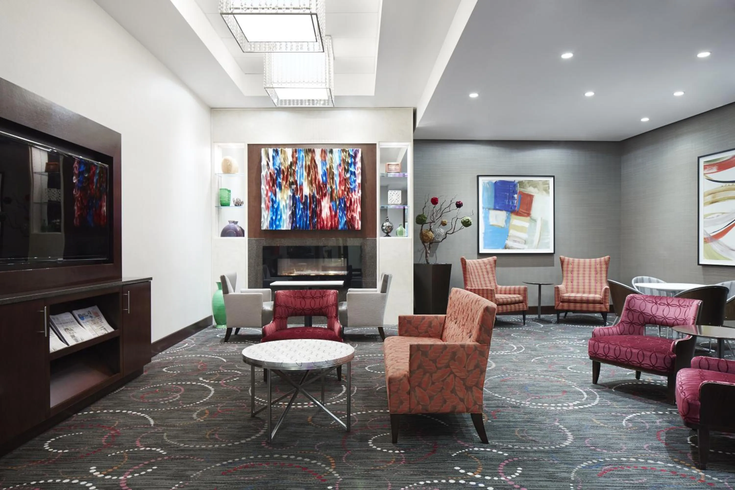 Communal lounge/ TV room, Lounge/Bar in Radisson Hotel New York Wall Street