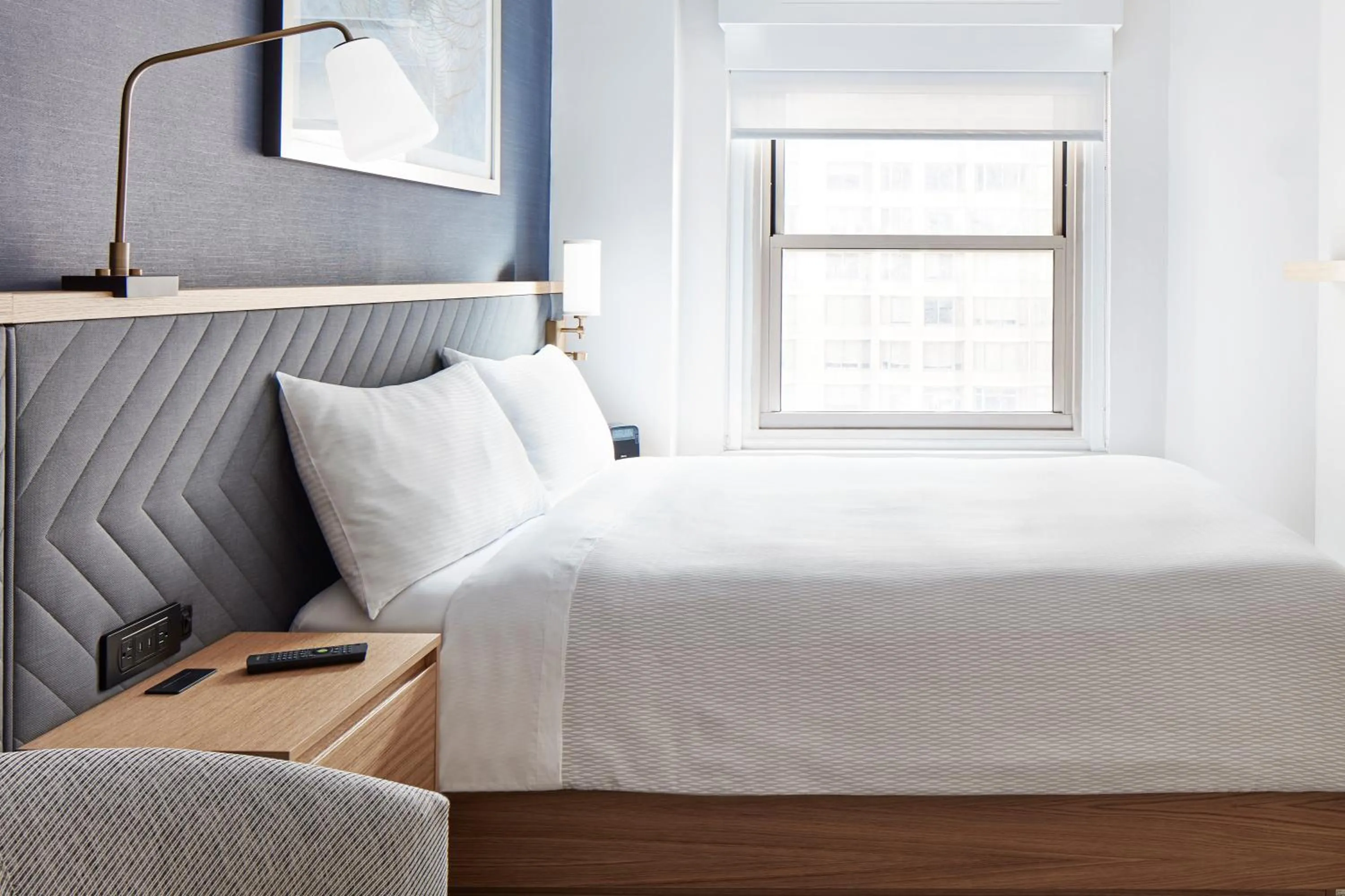 Bed in Radisson Hotel New York Wall Street