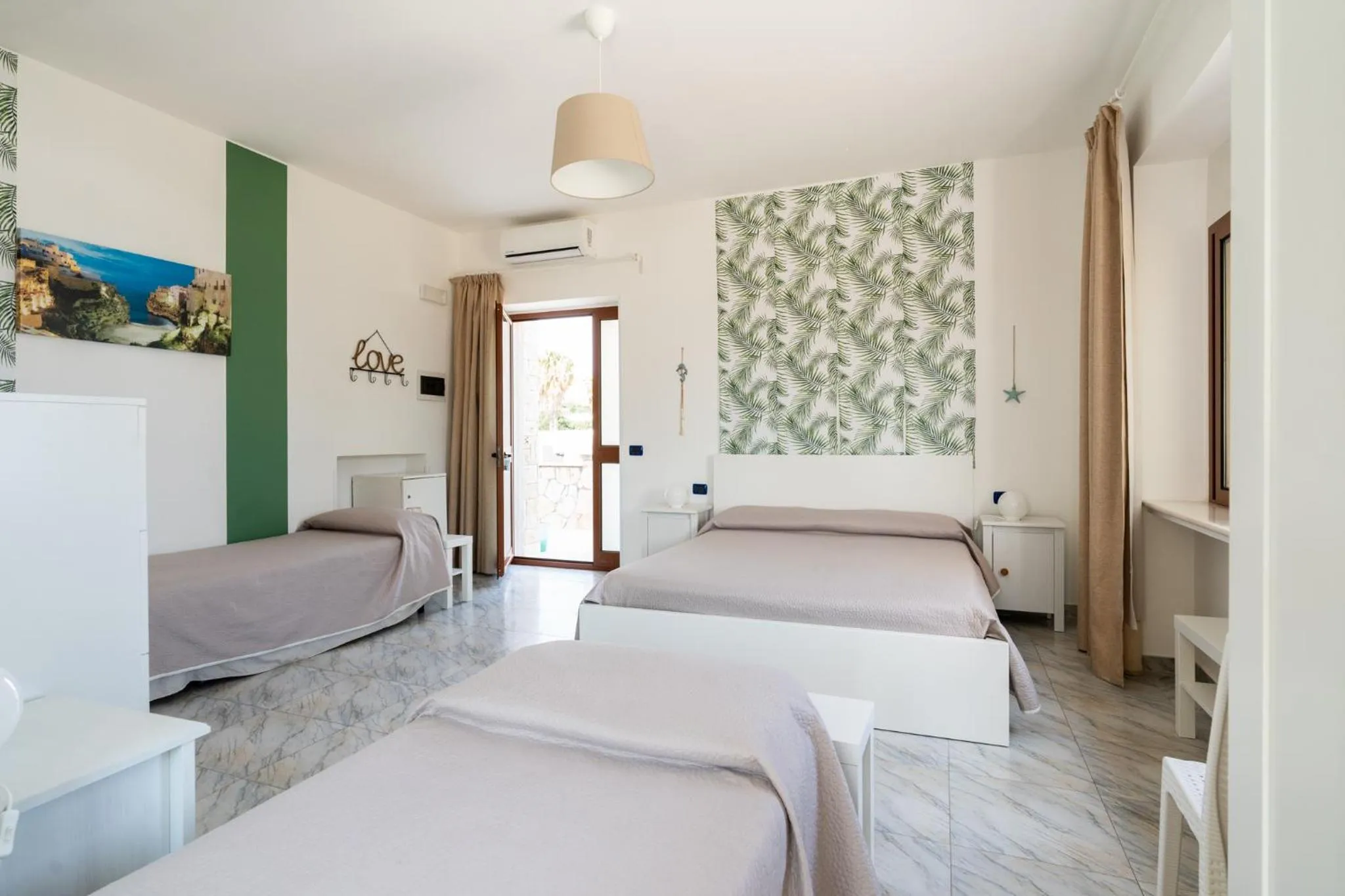 Bedroom, Bed in Hotel San Giovanni