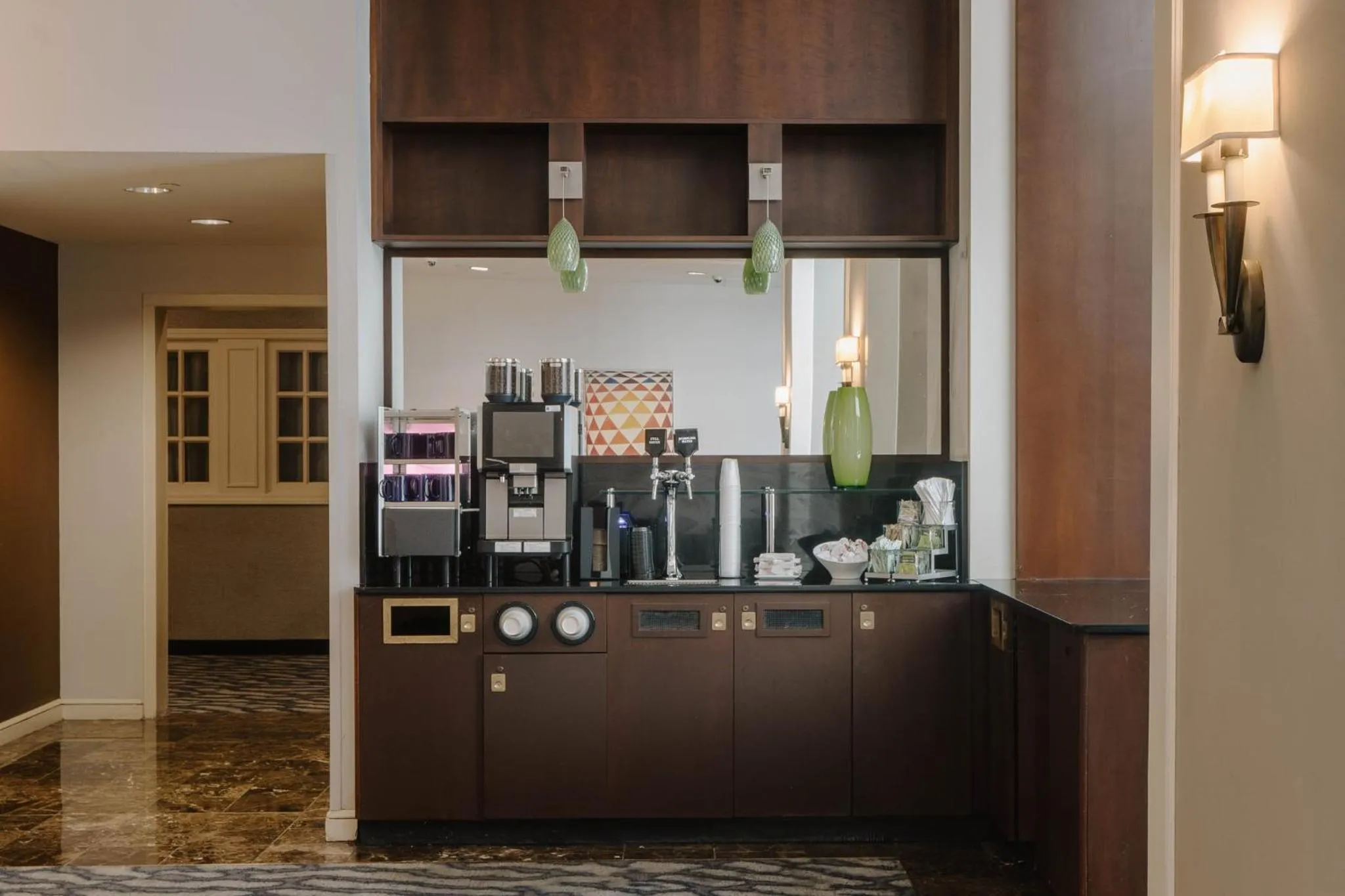 Lounge or bar in Club Quarters Hotel Rittenhouse Square, Philadelphia