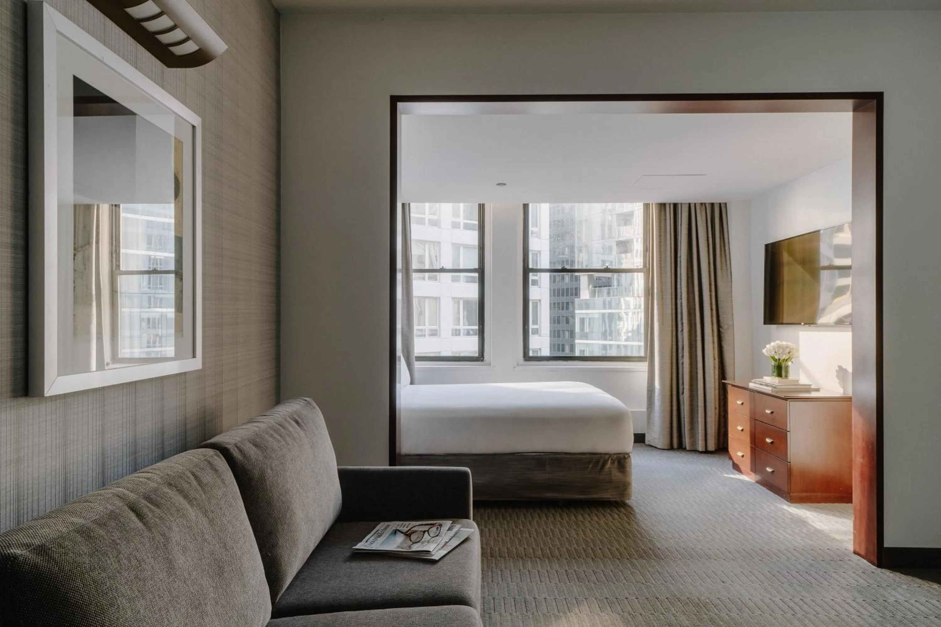 Bedroom, Bed in Club Quarters Hotel Wacker at Michigan, Chicago