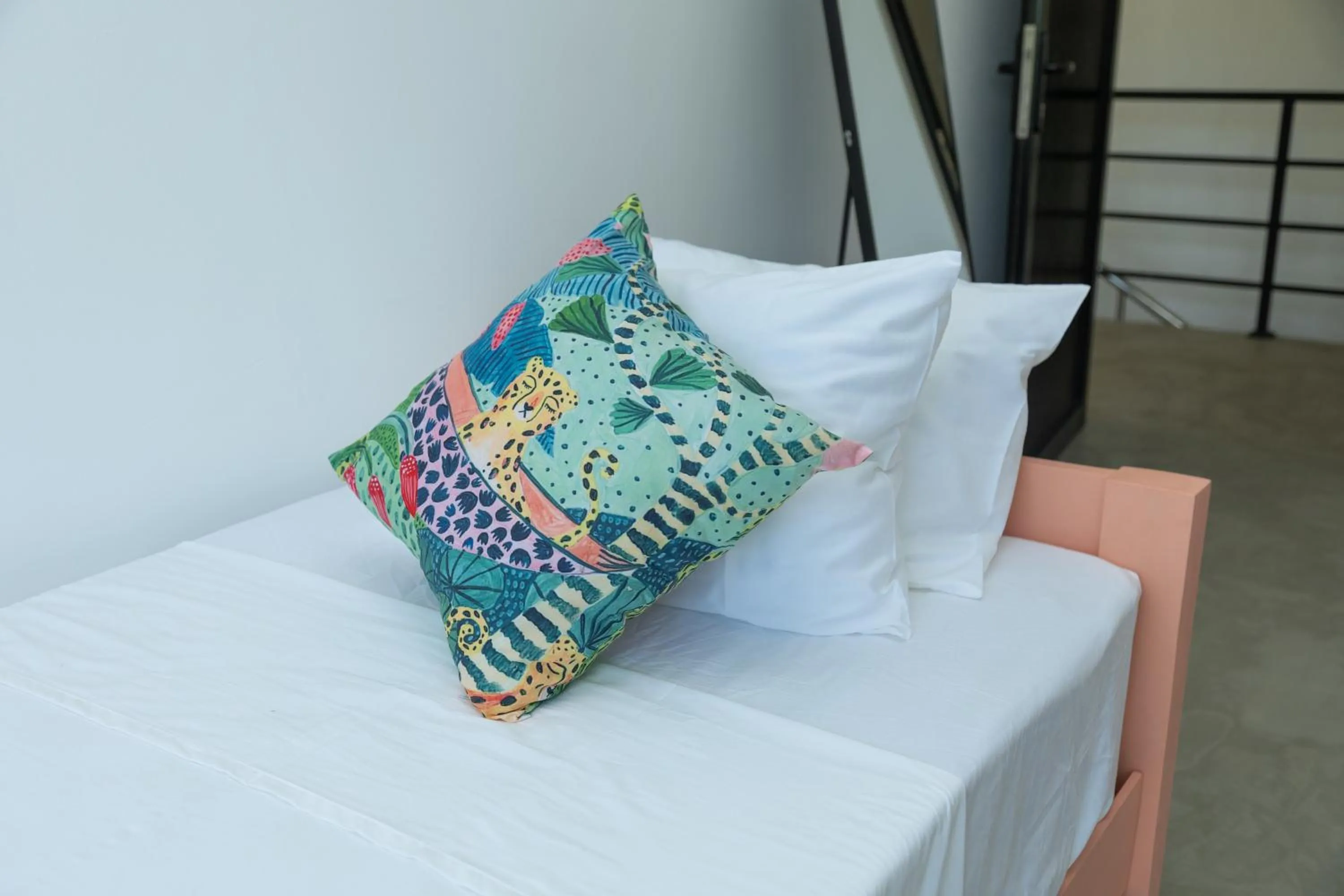 Bedroom, Bed in Rise - Bed & Breakfast