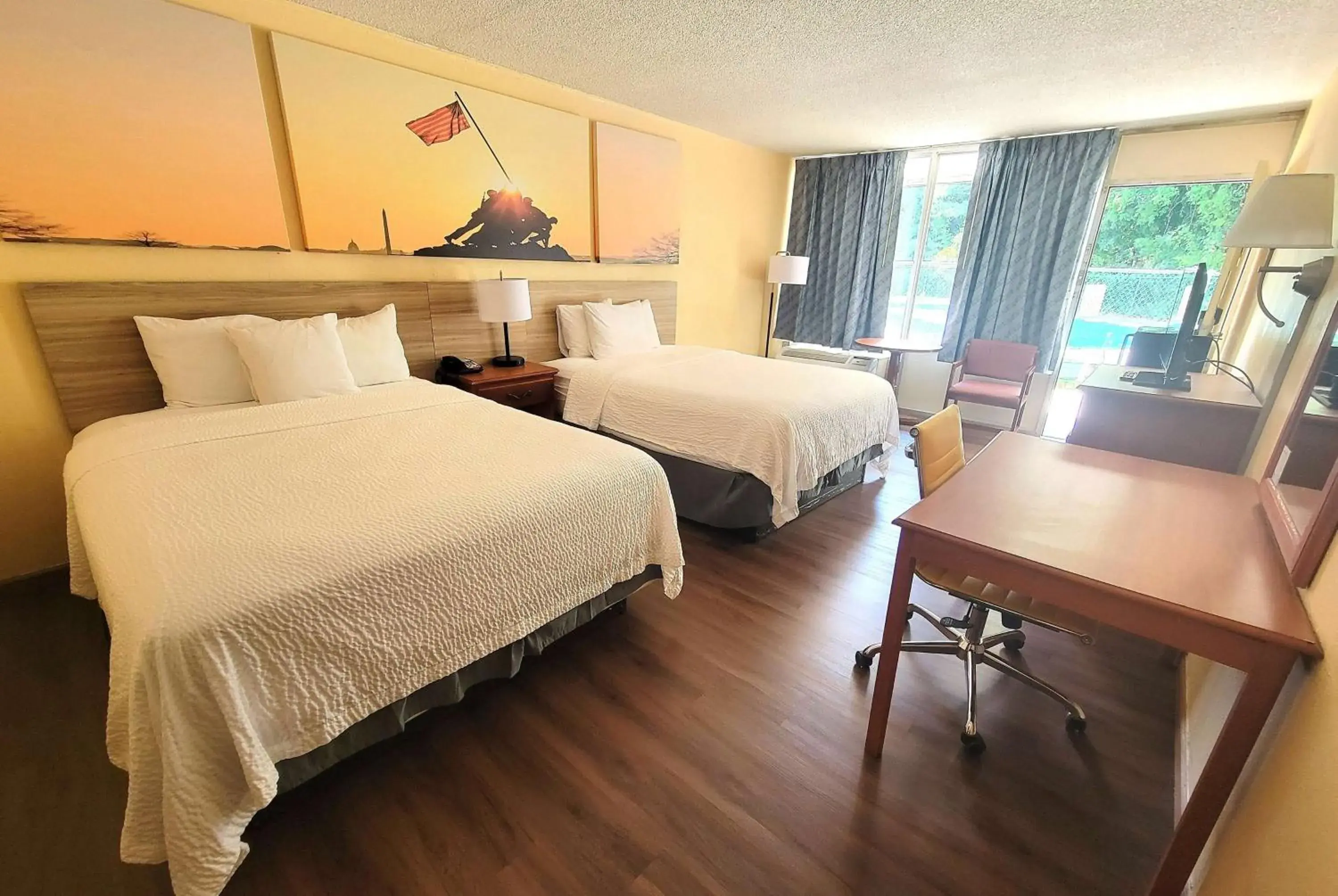 Queen Room with Two Queen Beds - Non-Smoking in Days Inn by Wyndham Alexandria South Queen Room with Two Queen Beds - Non-Smoking in Days Inn by Wyndham Alexandria South