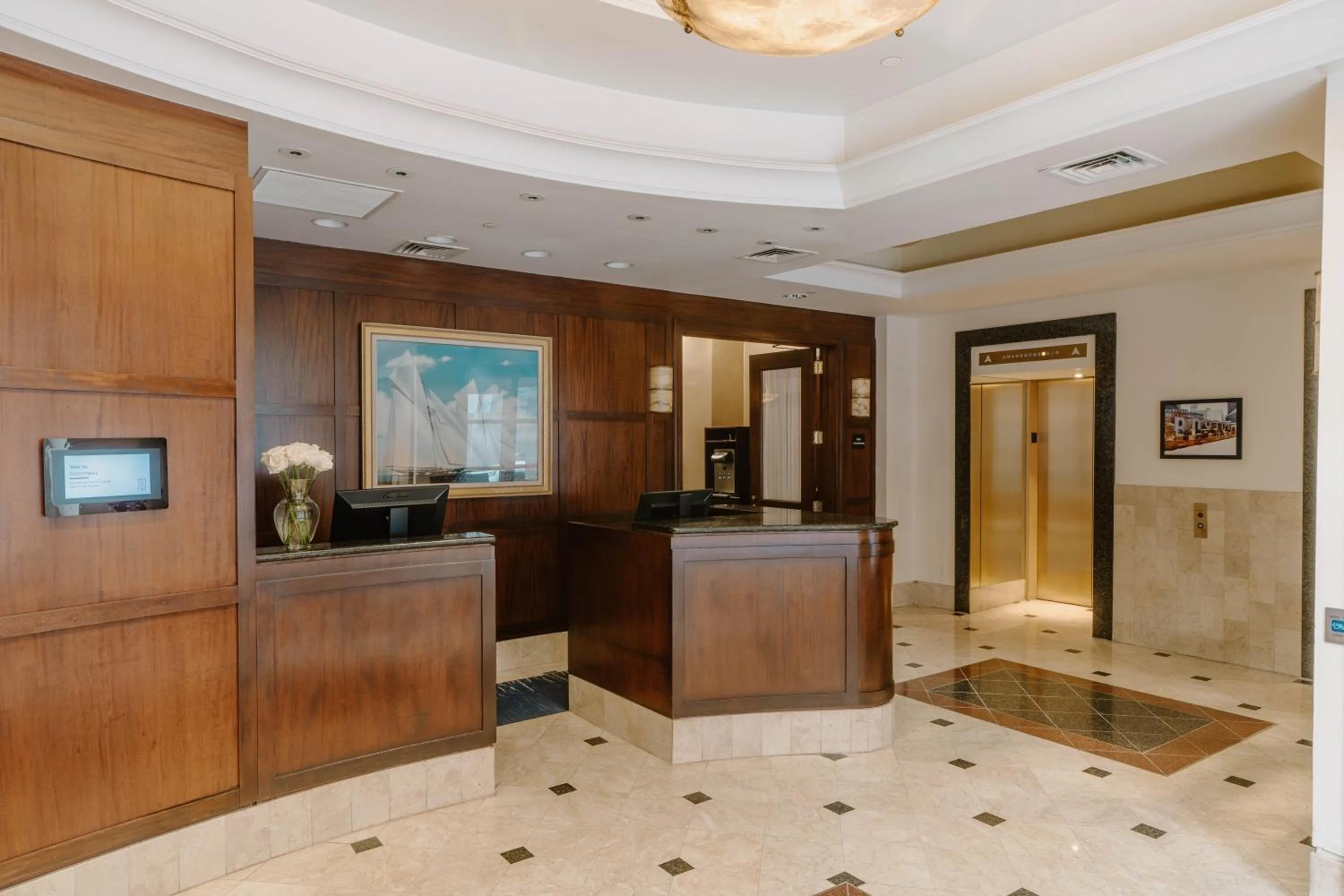 Lobby or reception in Club Quarters Hotel Faneuil Hall, Boston