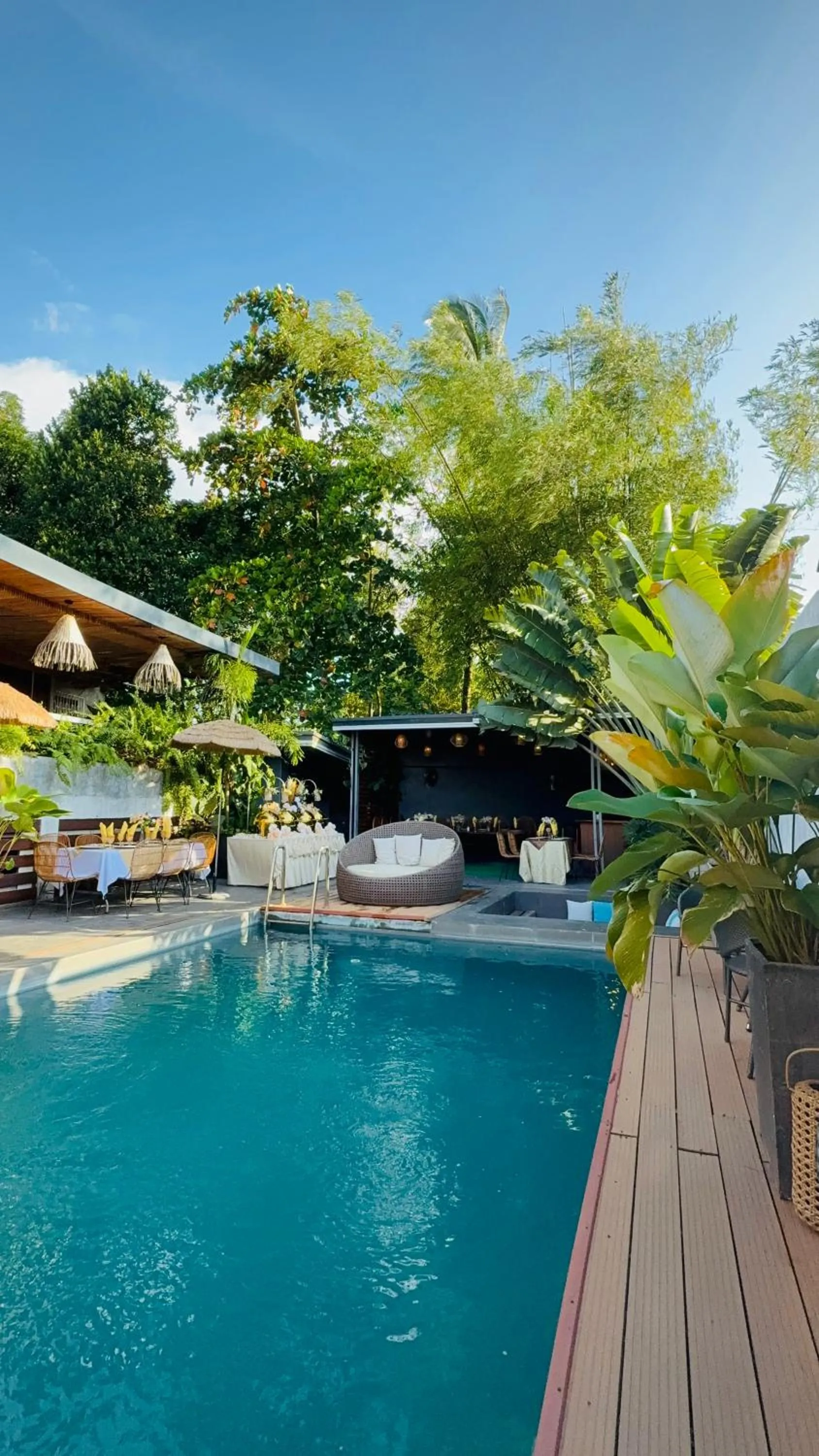 Pool view in Villa Marii