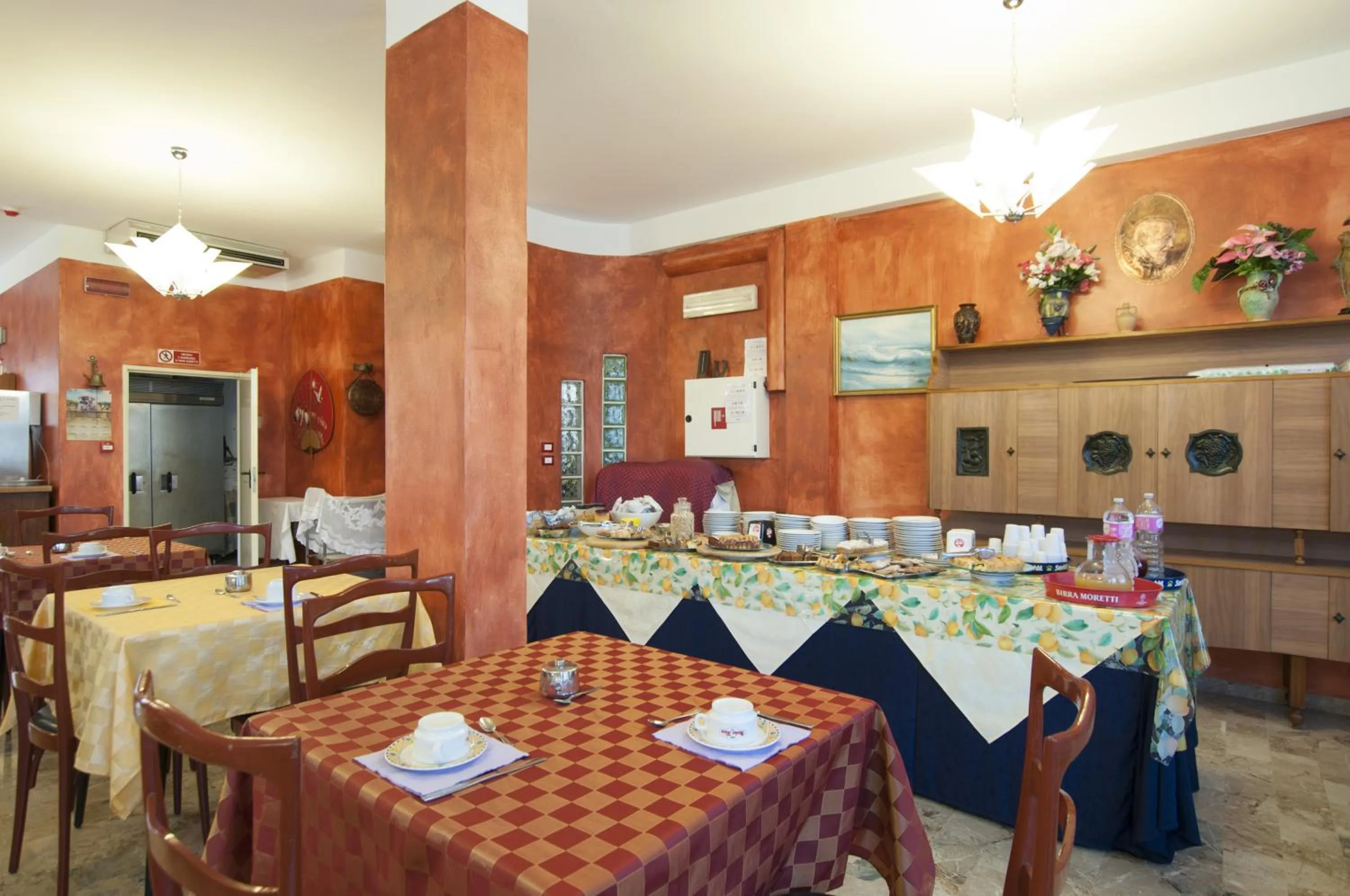 Breakfast in Hotel Edelweiss