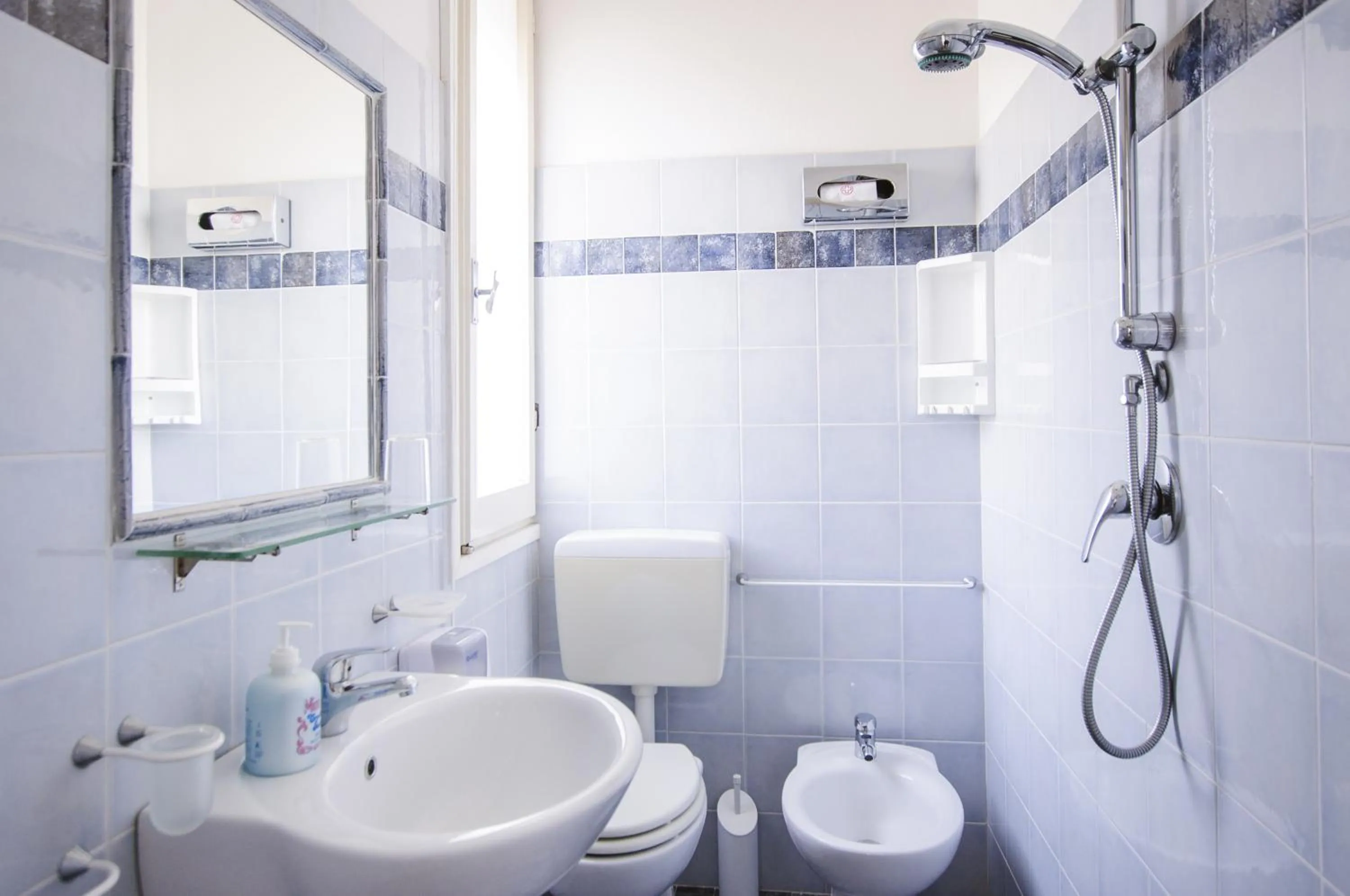 Shower in Hotel Edelweiss