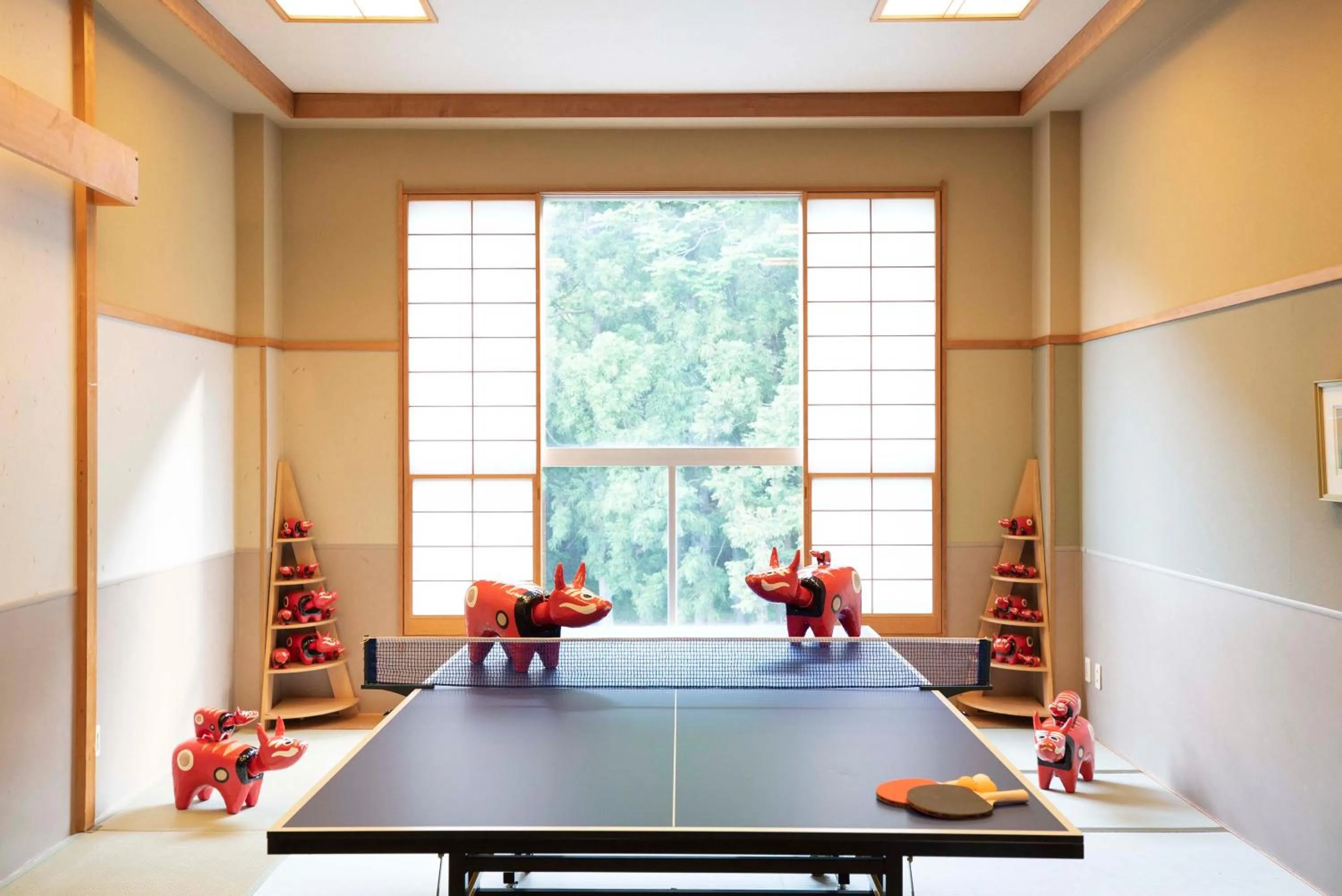 Table tennis in Yutoriro Bandai Atami