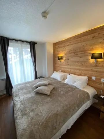 Bed in Hotel SNOW CHILL