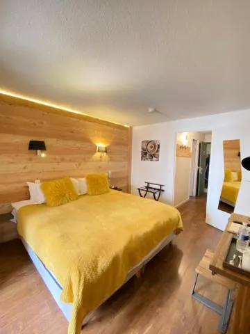 Bed in Hotel SNOW CHILL