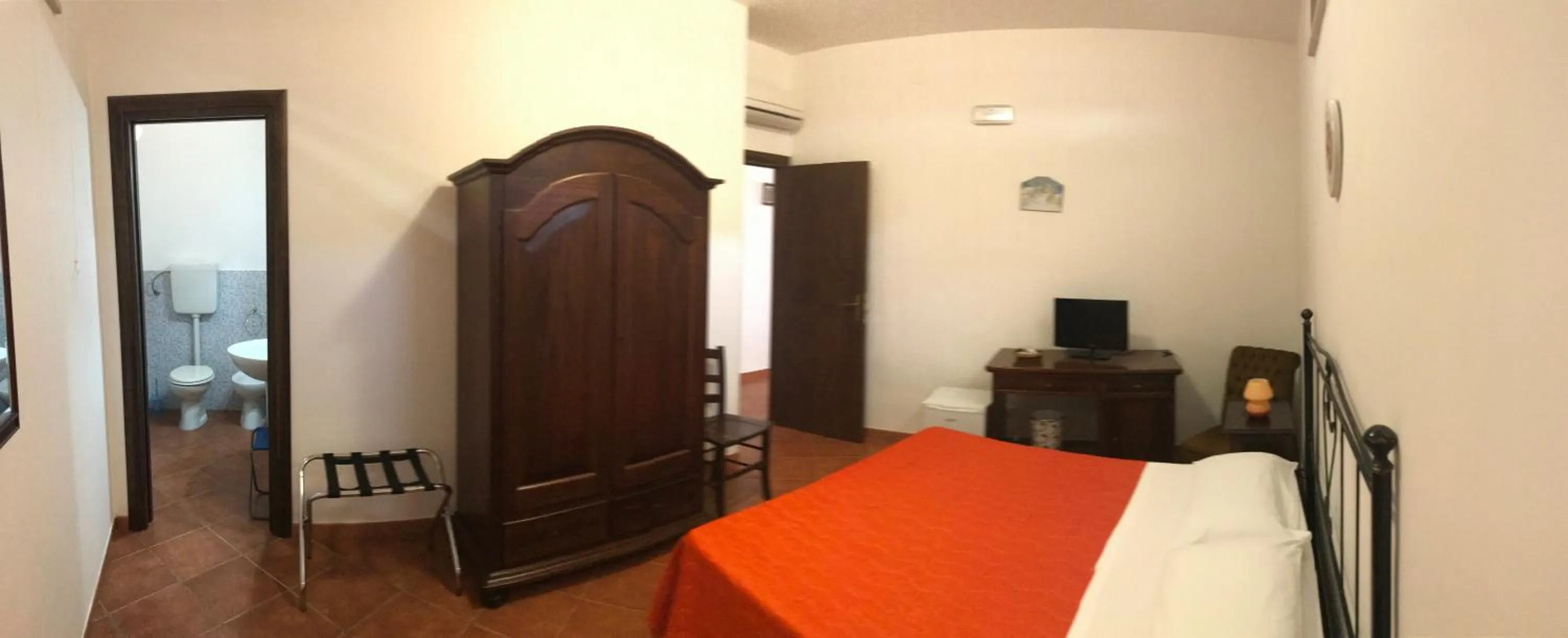 Photo of the whole room, Bed in La Terrazza Di San Vito