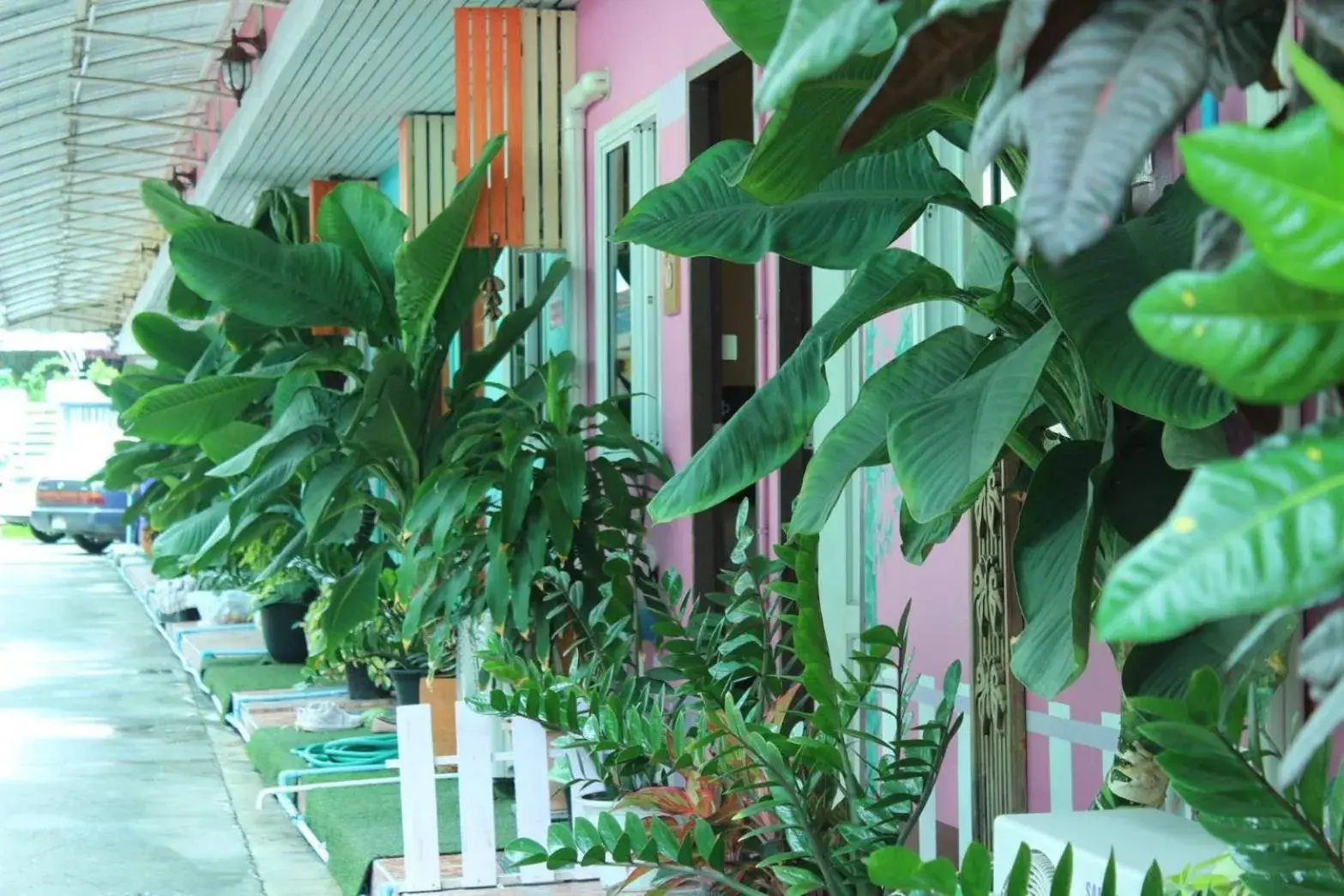 Budget Triple Room in The Richy Grand Budget Triple Room in The Richy Grand