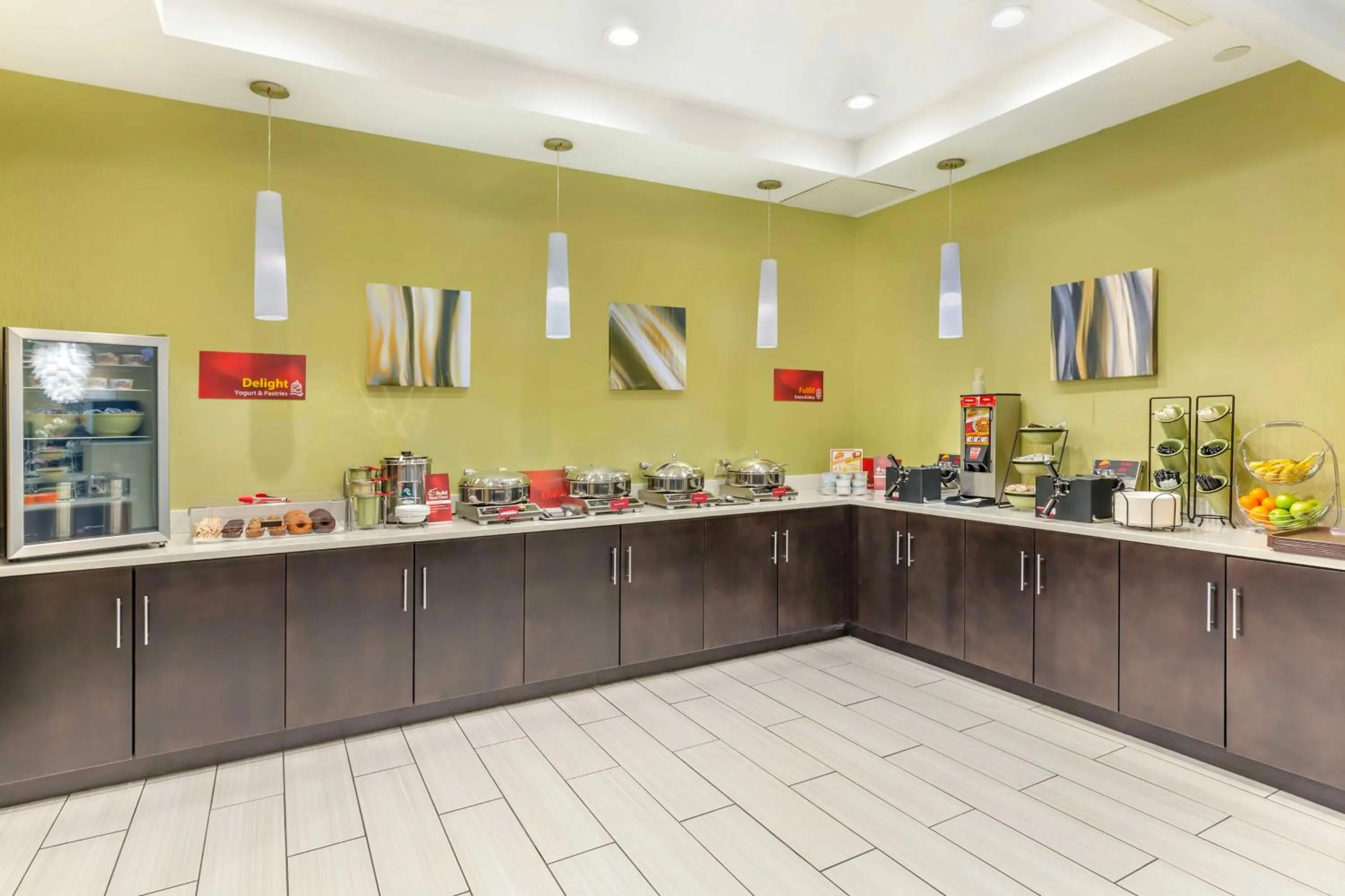 Breakfast in Best Western Plus New Englander