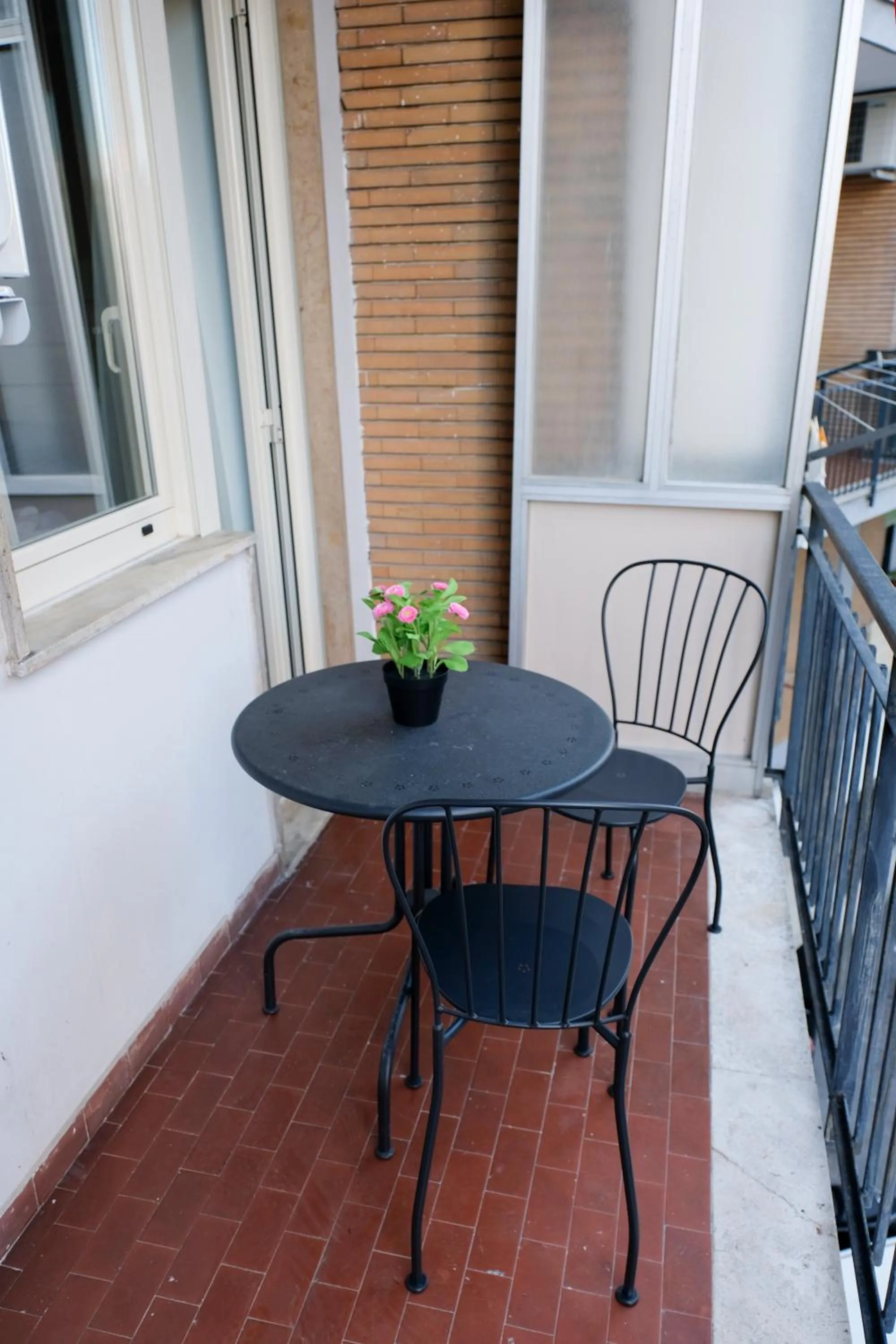 Facade/entrance in Soave Rooms