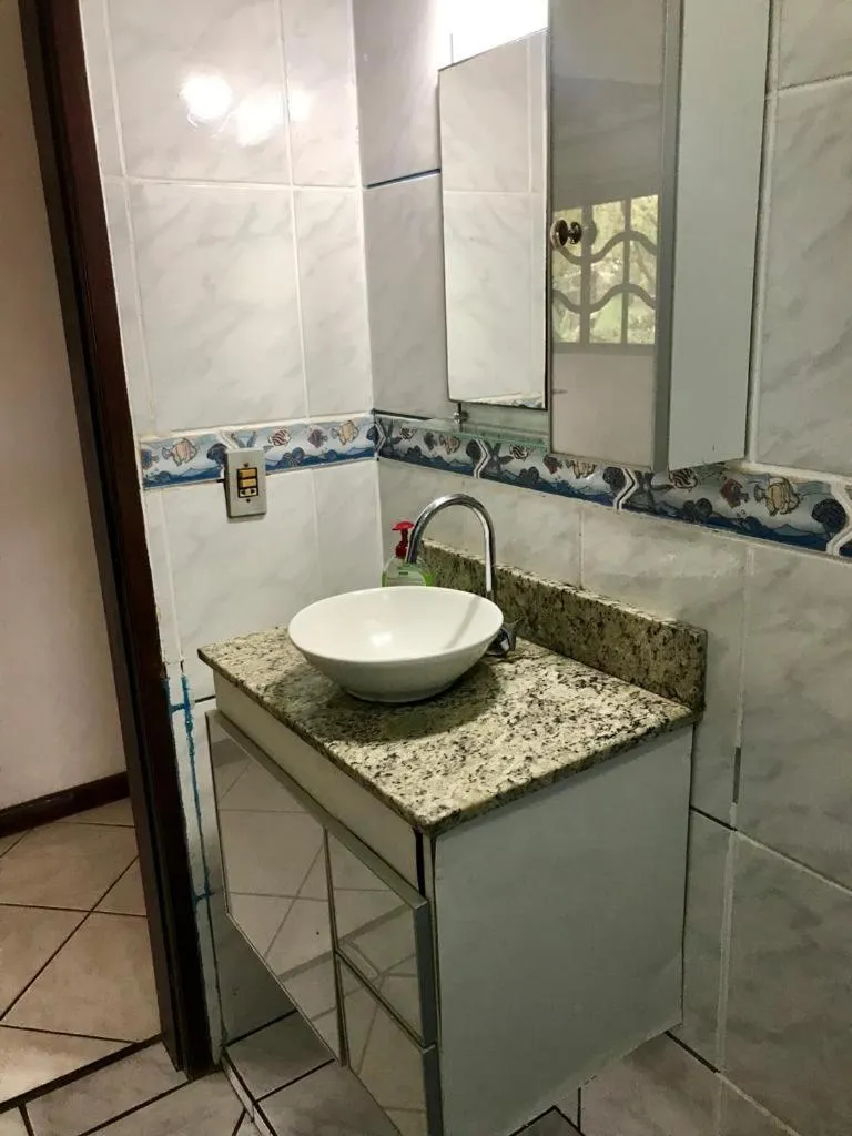 Internal: Not applicable to any particular room in 5to Elemento House