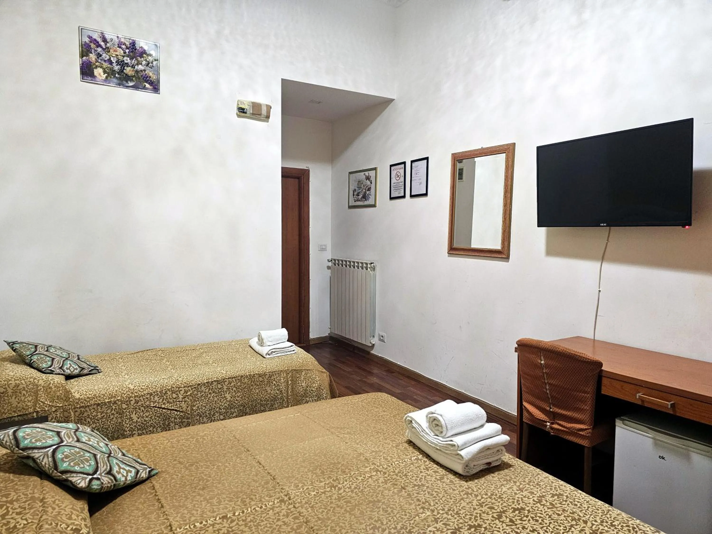 Bedroom, Bed in Aquarium Termini