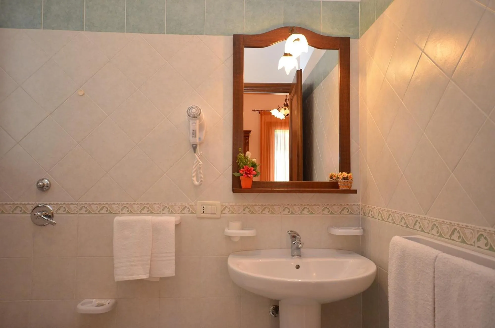Bathroom in Aurora Castelluzzo