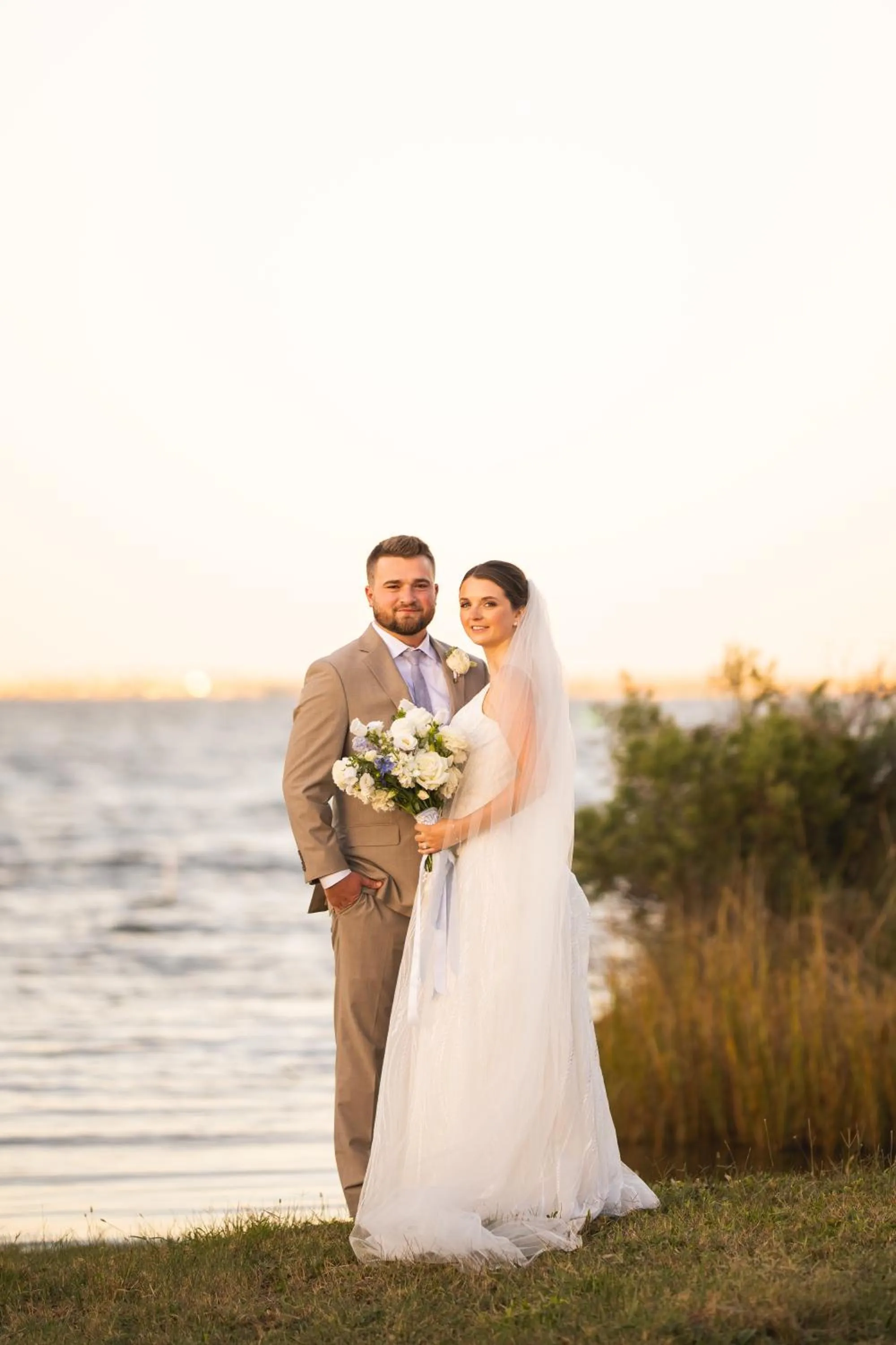 The Burrus House Inn Waterfront Suites