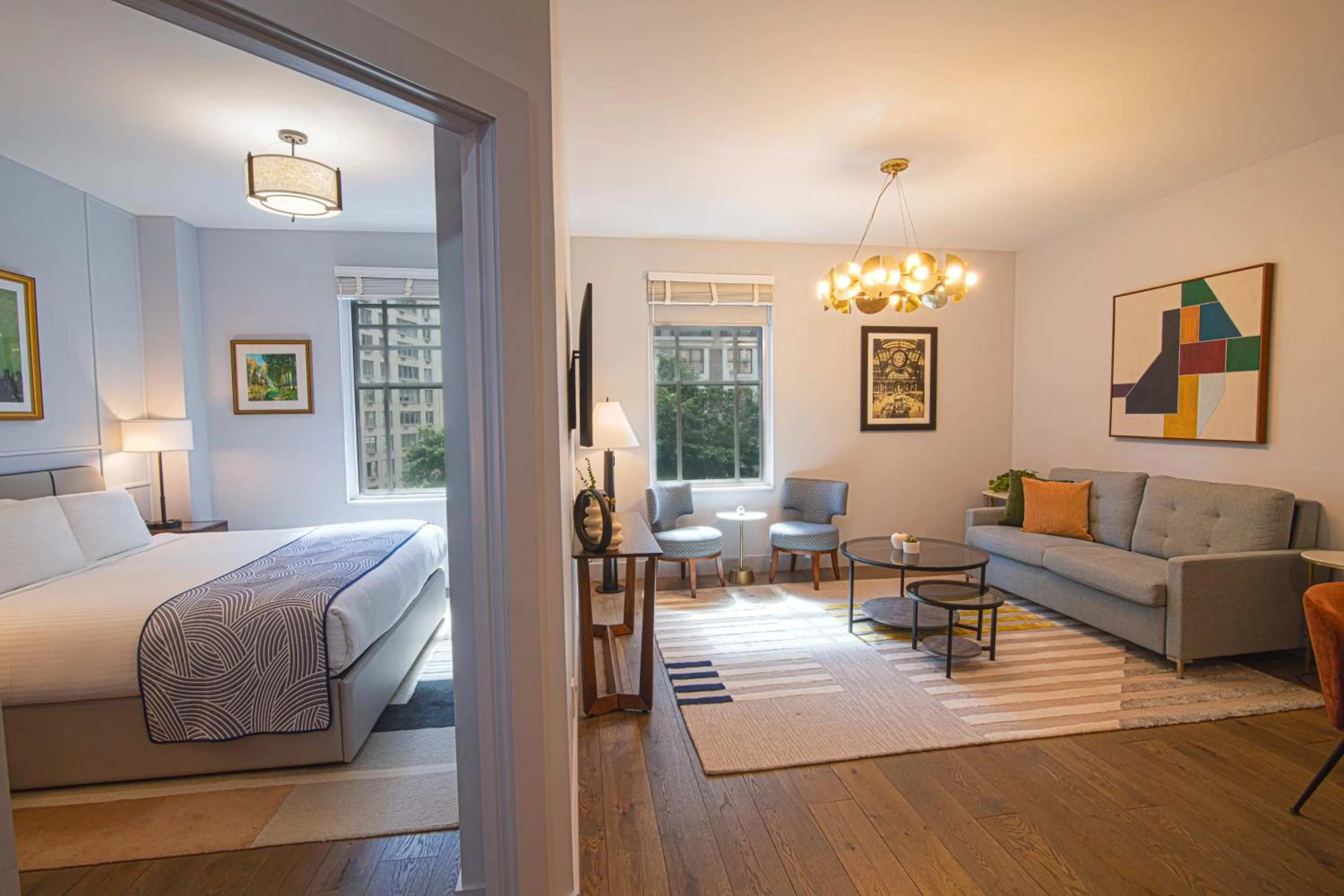 Living room, Bed in Hotel Belleclaire Central Park