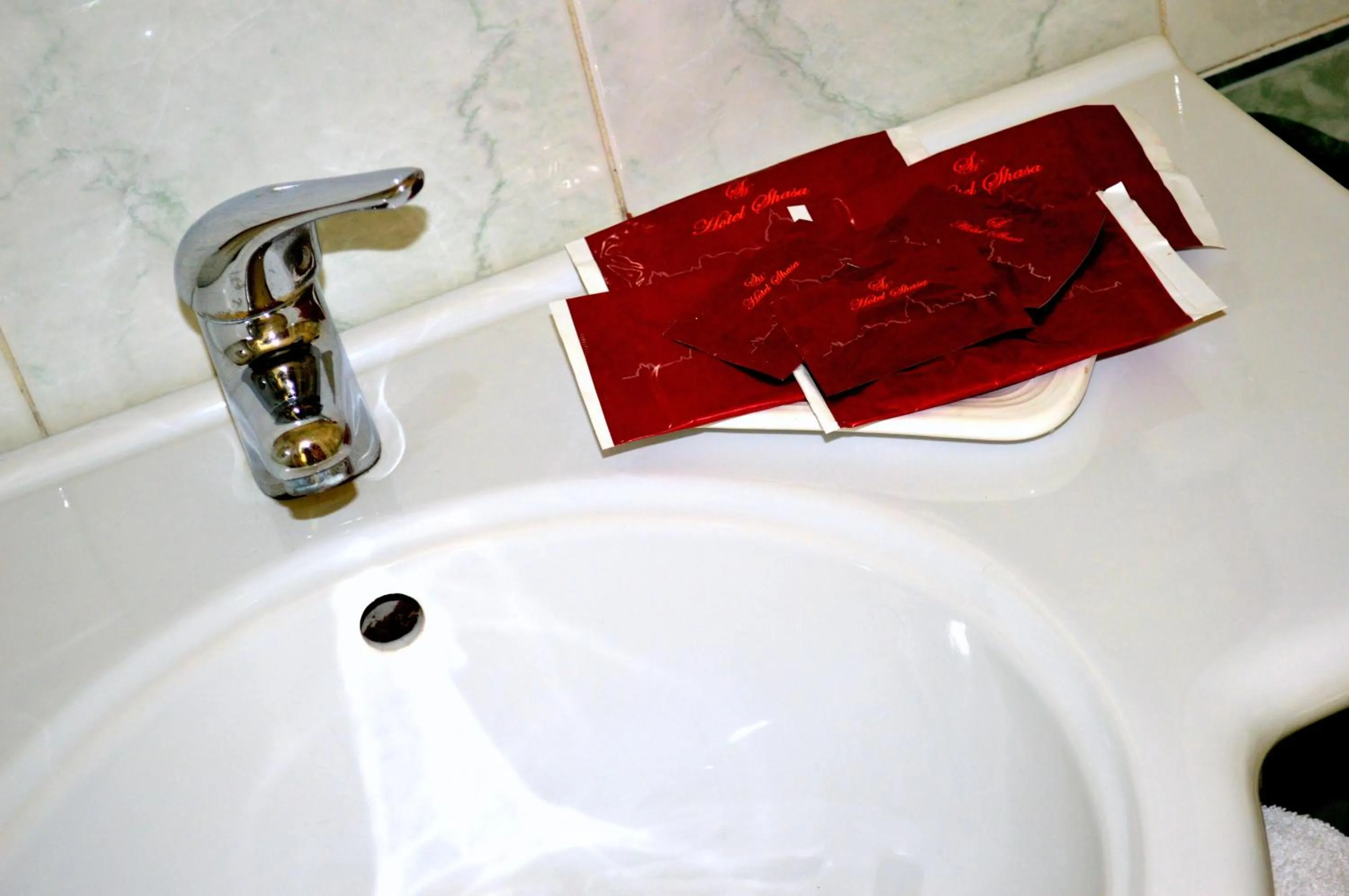 Bathroom in Hotel Shasa