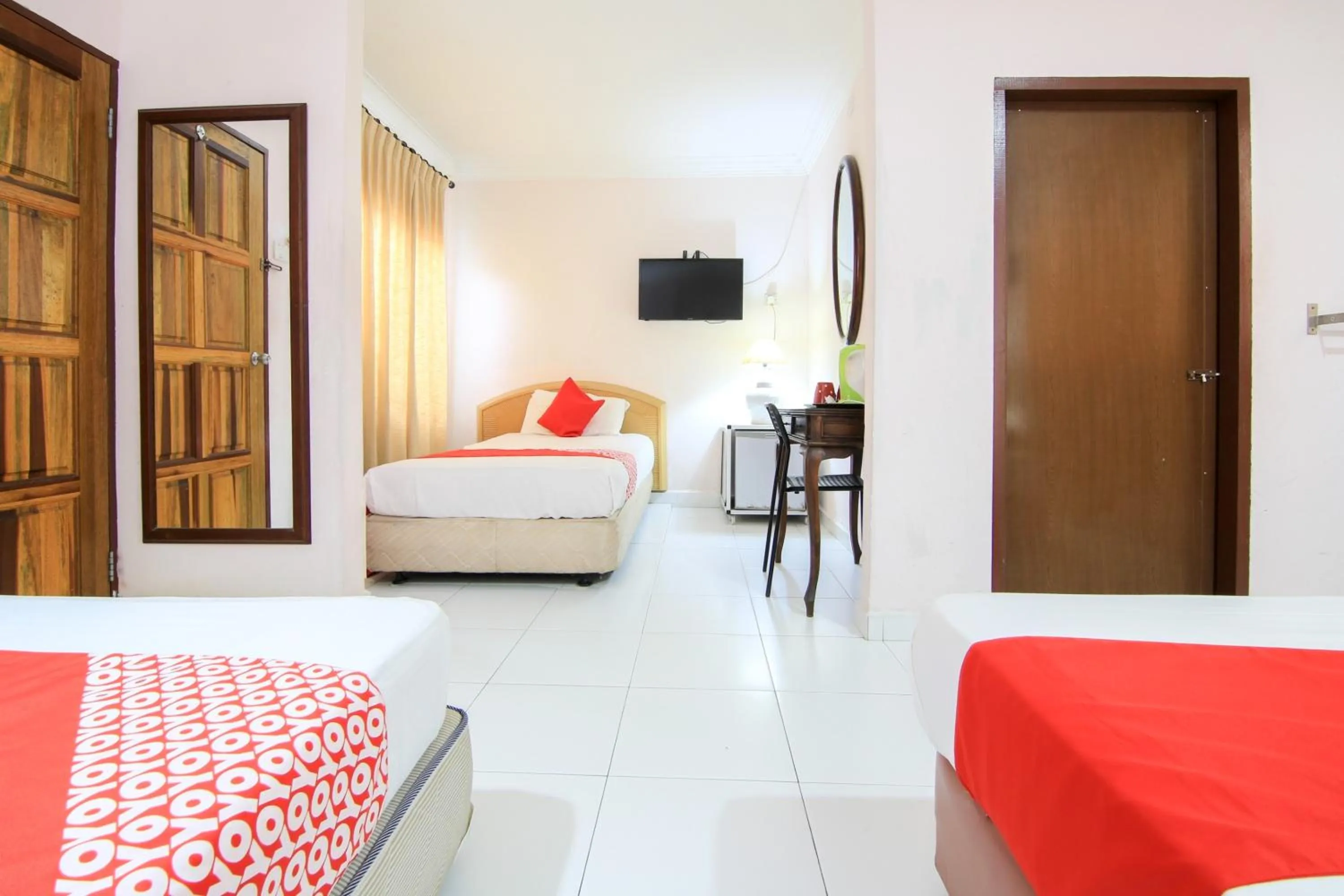 Bedroom, Bed in Hotel O Ombak Inn Chalet