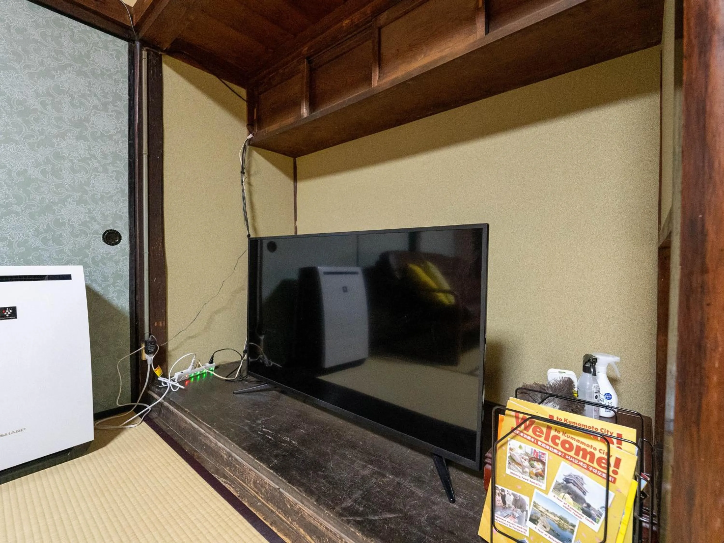 Living room in SUMITSUGU HOUSE Grandpa