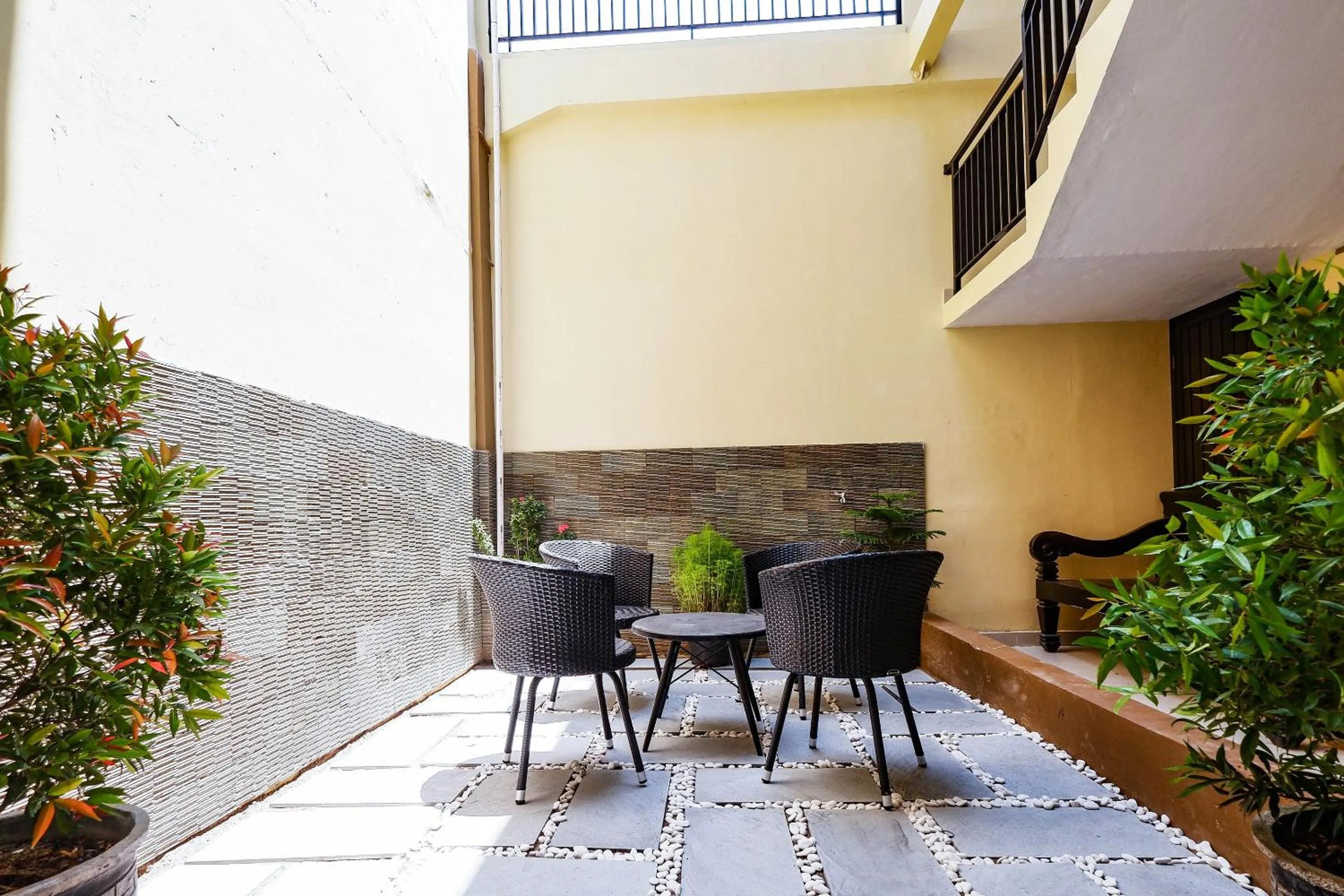 Lobby or reception in Super OYO 1506 Shabrina 2 Syariah