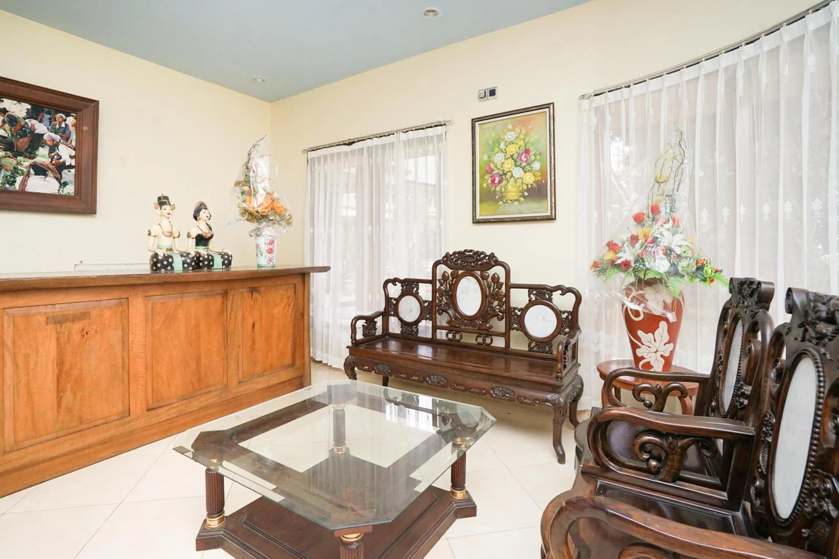 Seating area in Hotel Bumi Bermi Permai near Bermi Eco Park Mitra RedDoorz